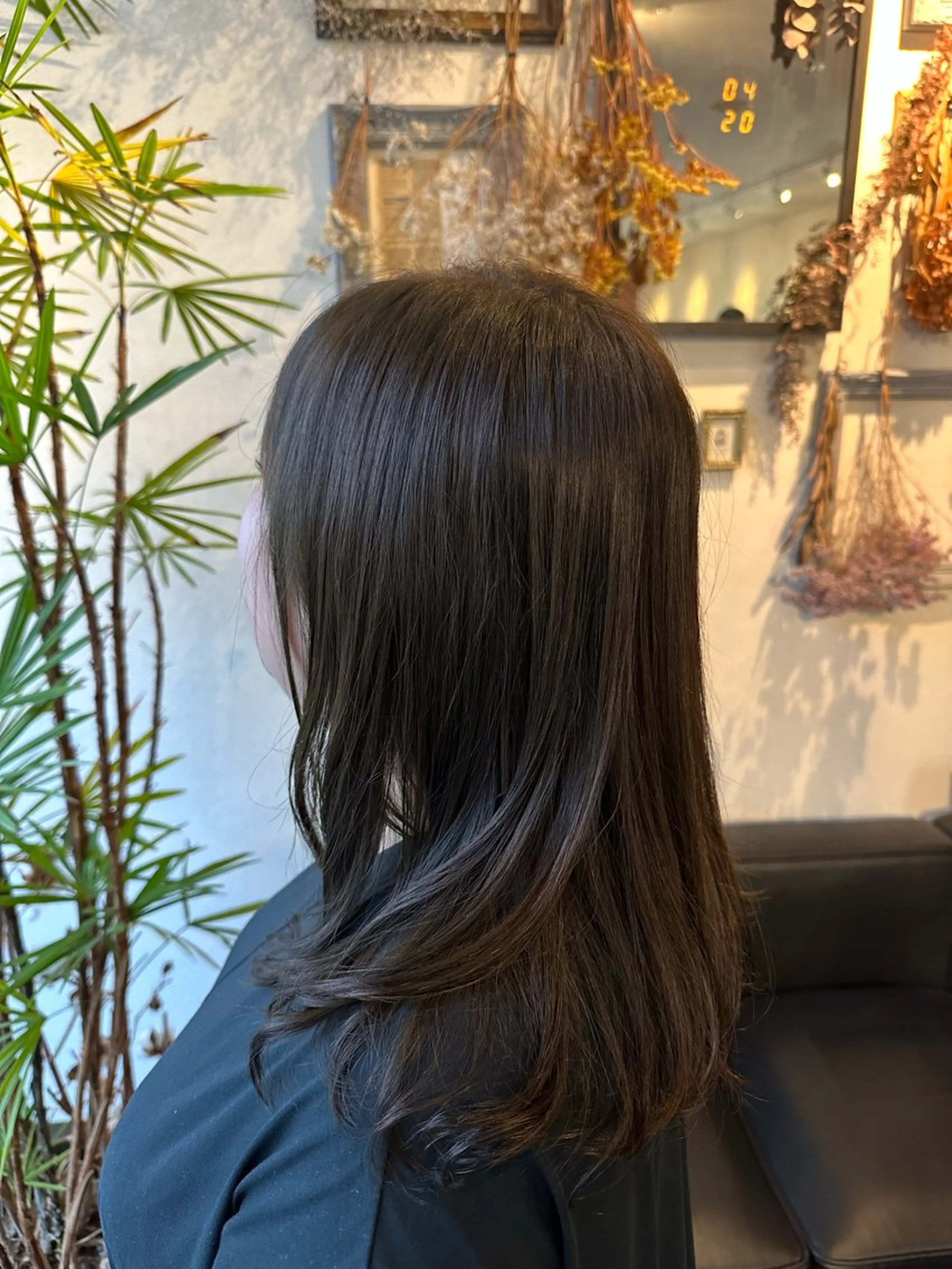 セミロング カラー ブリーチ 透明感カラー ブリーチなしカラー インナーカラー指名 No.1菊池柊真のヘアスタイル