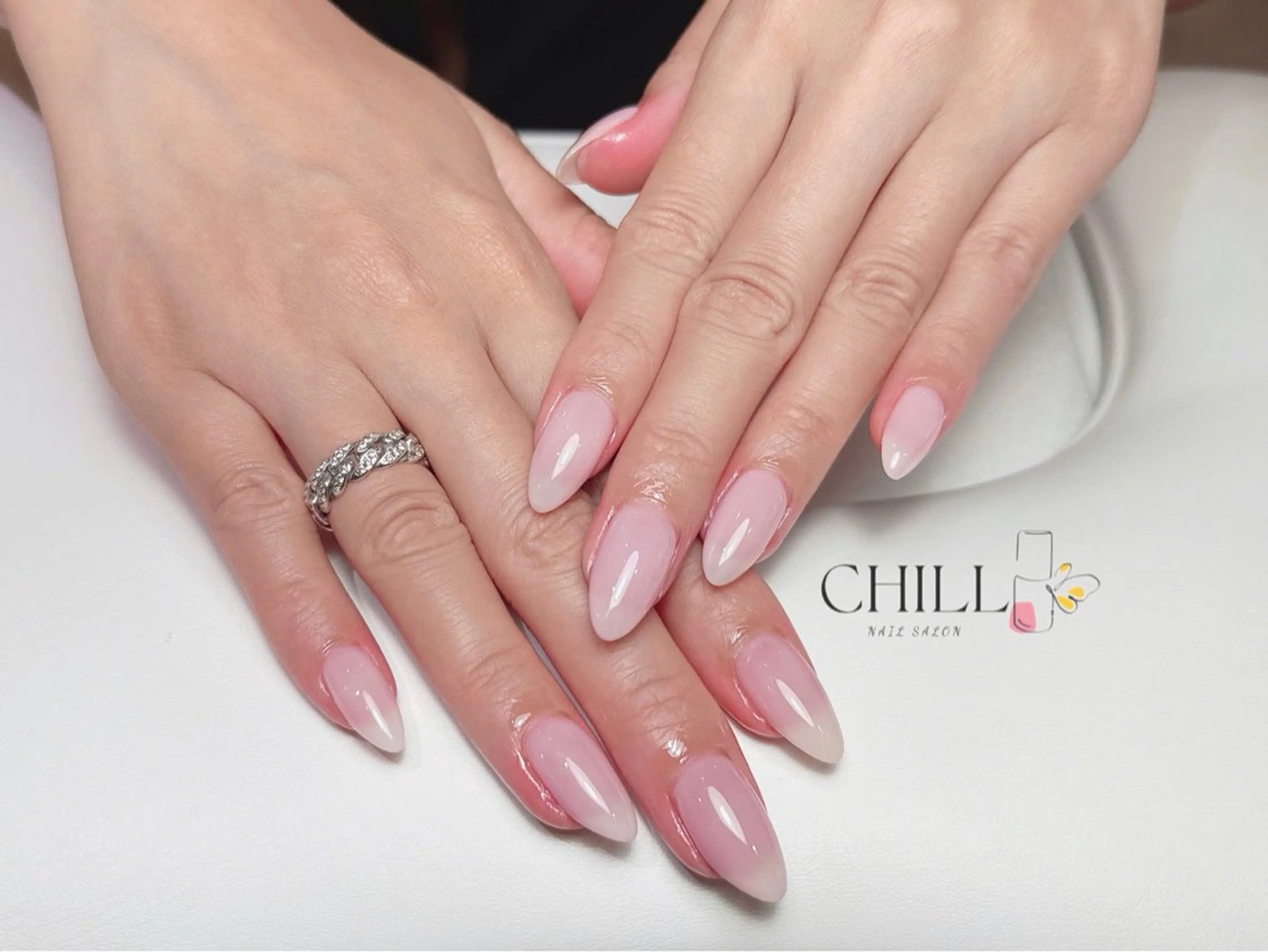 ネイル ハンドネイル Nail salon CHILL 【ネイルサロン チル】大須店所属・Nailsalon CHILL大須店💅のネイルデザイン