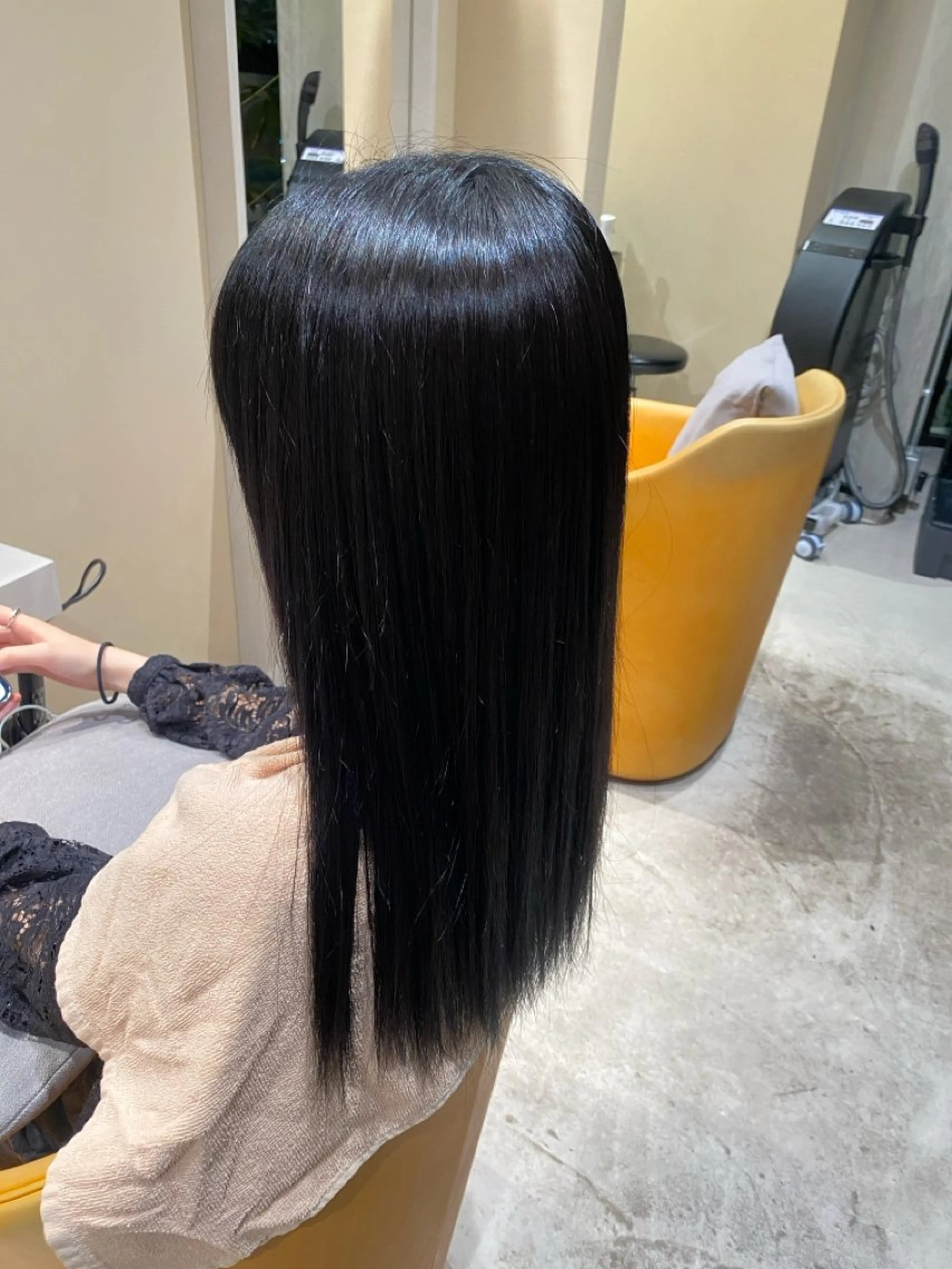 ロング 石井美羽 NEROのヘアスタイル