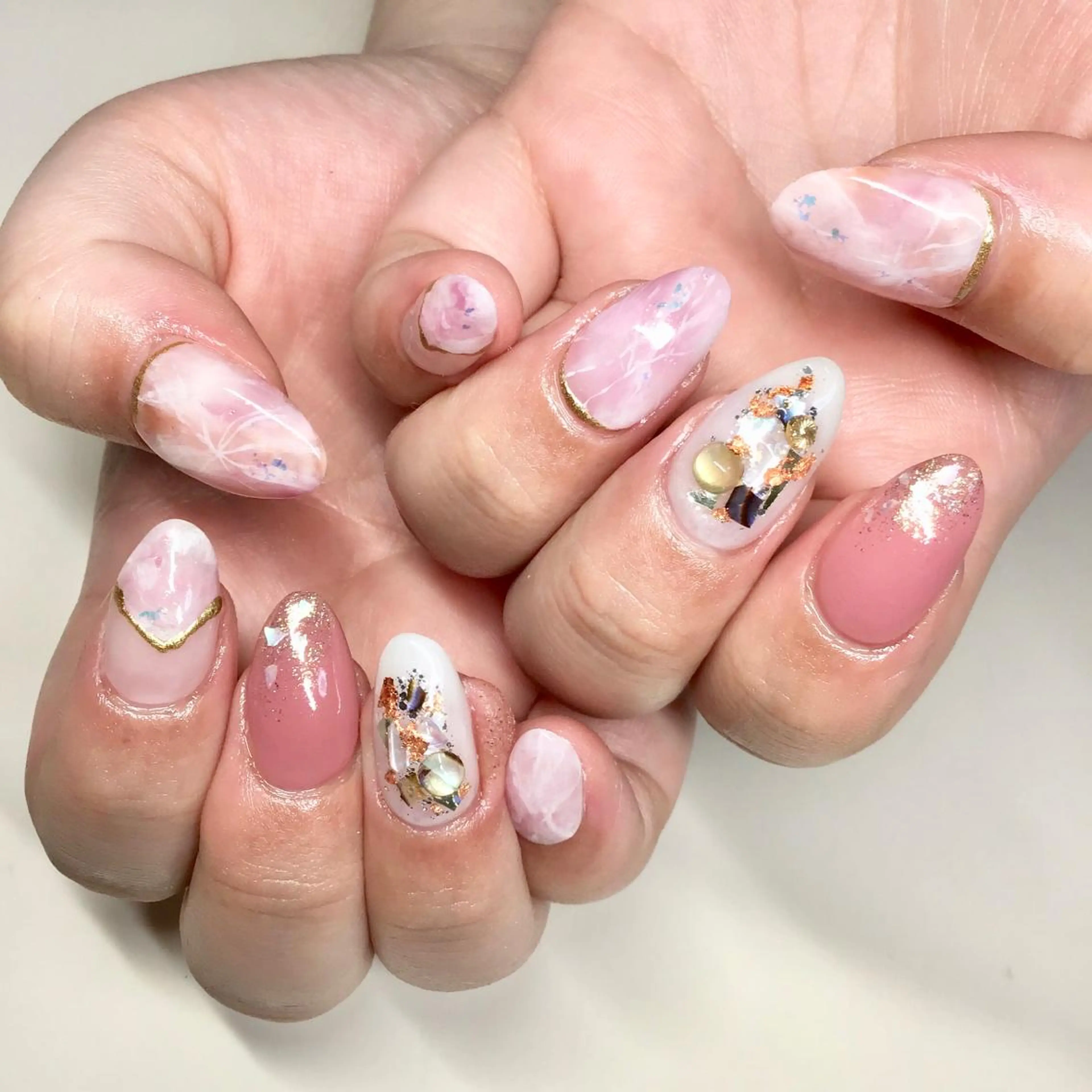 ロング ネイル マツエク・マツパ 福田 加奈のネイルデザイン