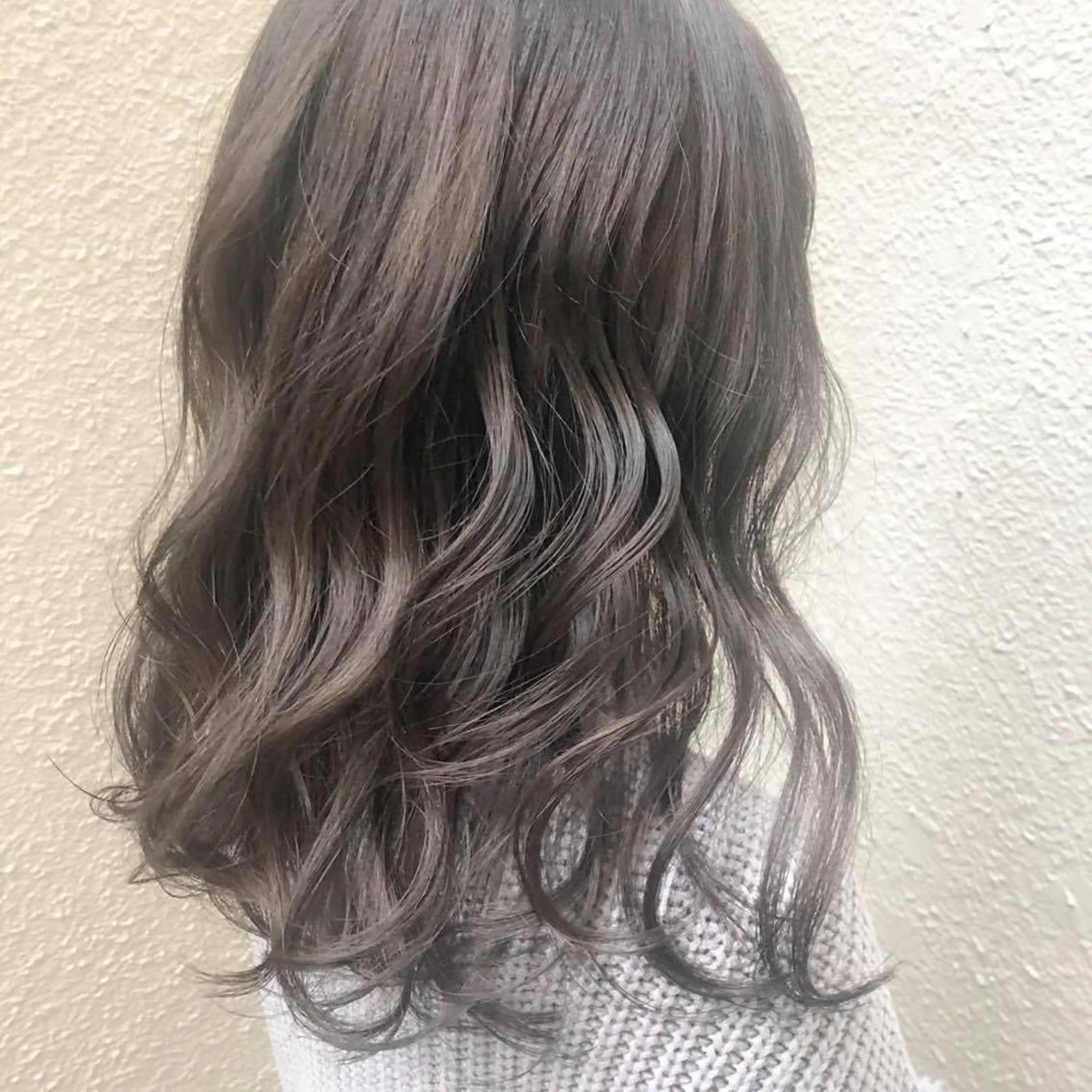 ミディアム 🫧FERIA北千里 🫧のヘアスタイル