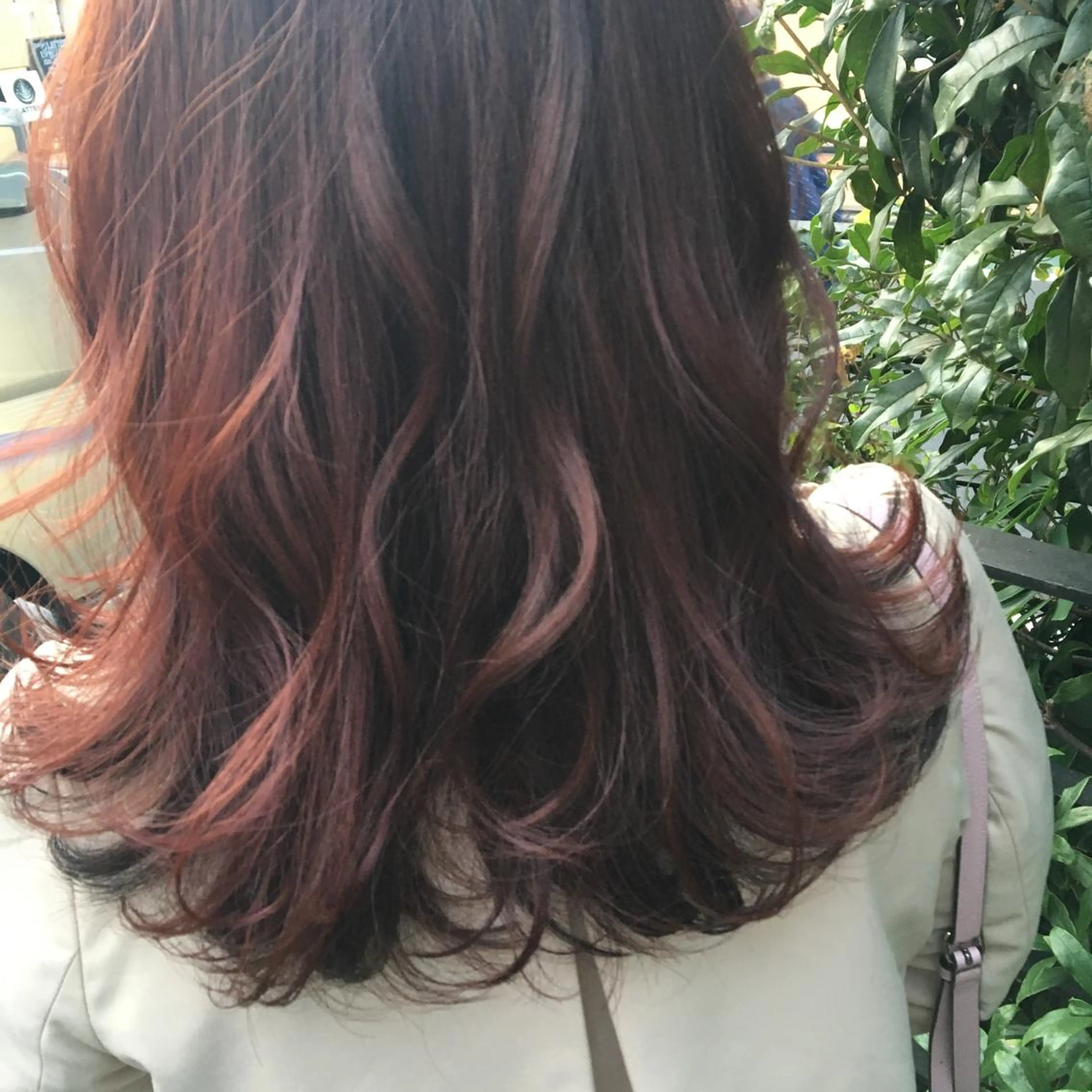 セミロング ロング カラー THE DAY所属・AKI HASHIMOTOのヘアスタイル