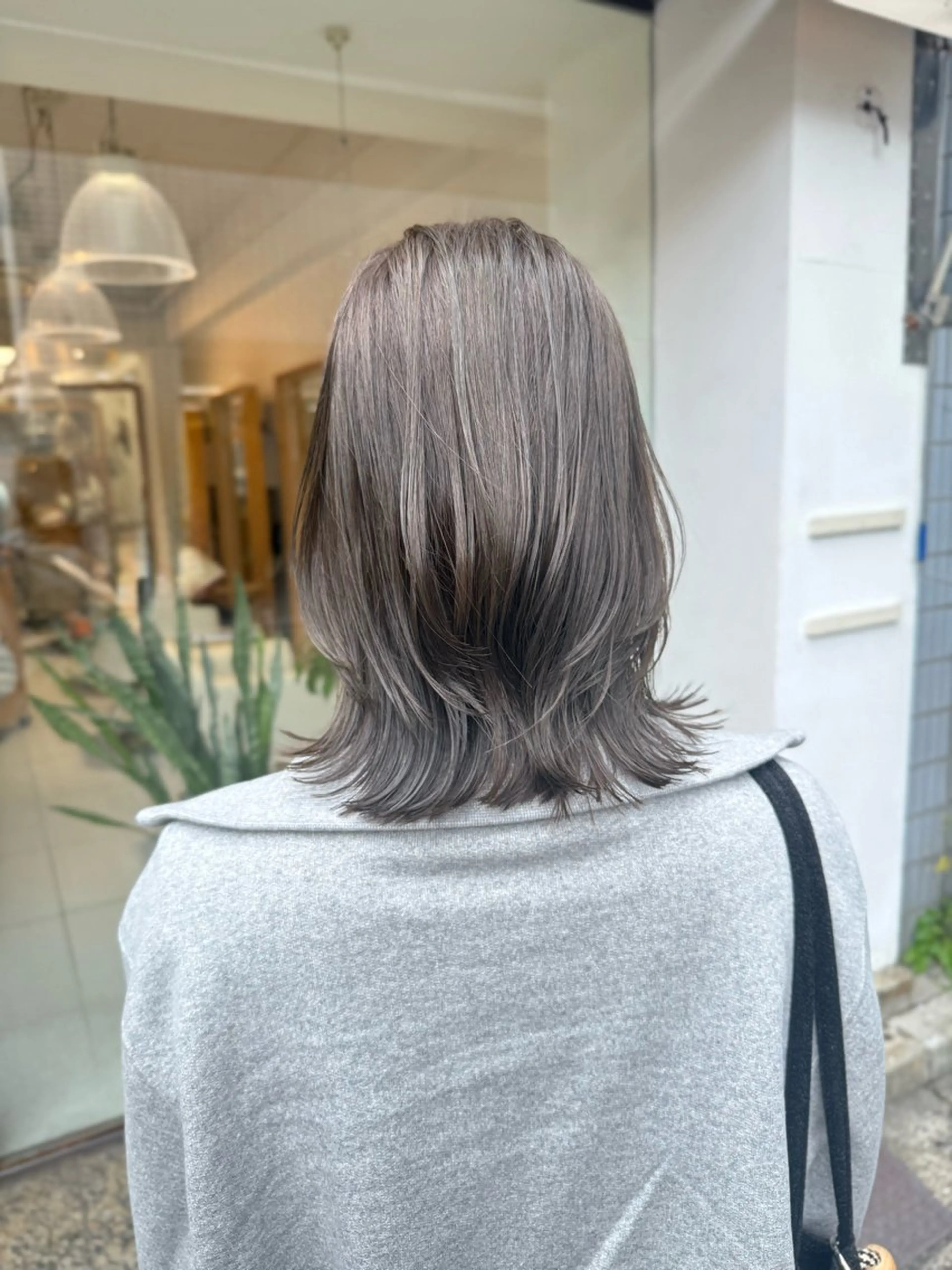 ミディアム カラー カット ヘアカラー トリートメント 安永 涼のヘアスタイル