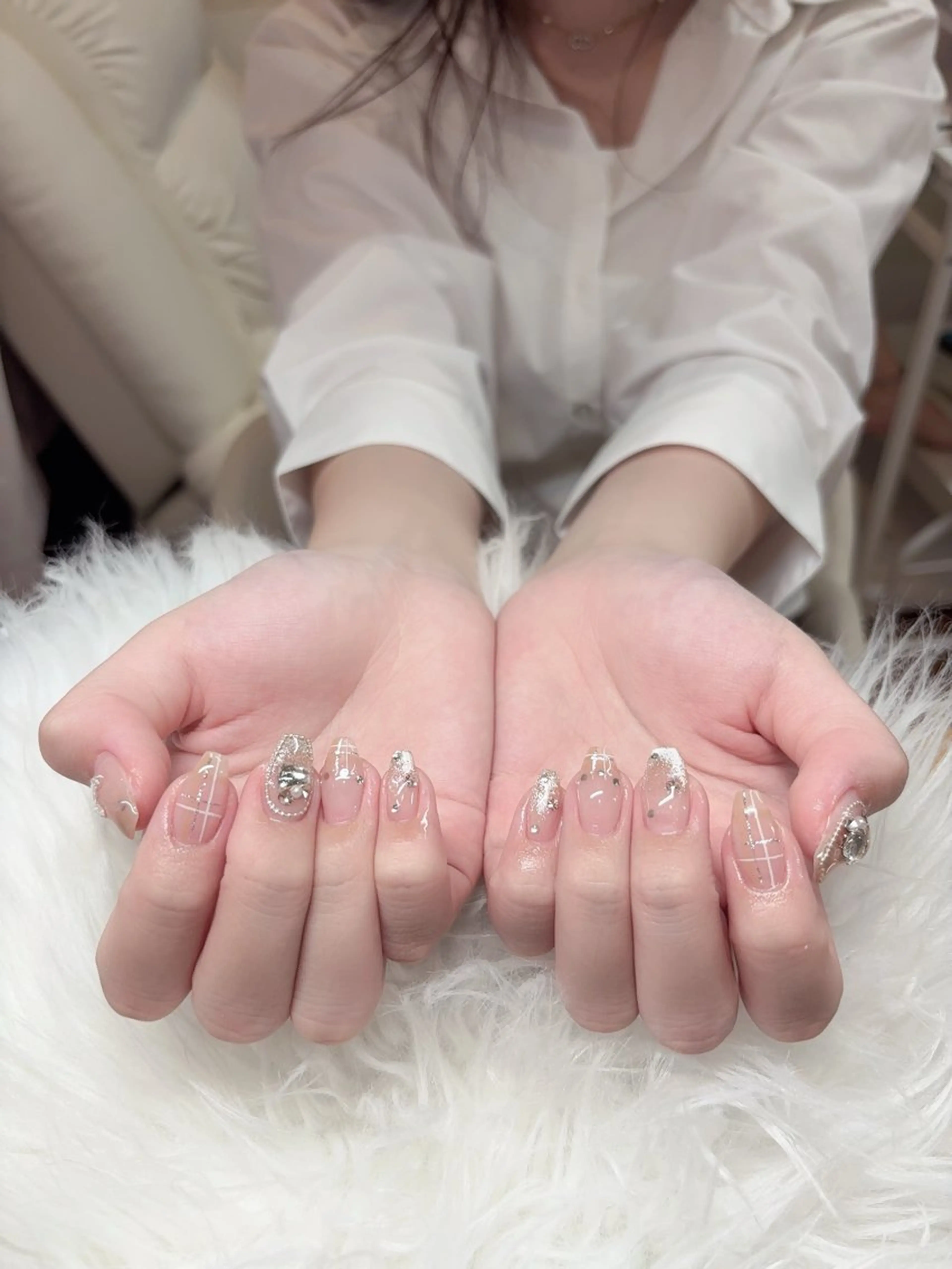 ネイル ブラウン フットネイル フレンチネイル マグネットネイル ニュアンスネイル yurinail所属・yuri nail 高田馬場のネイルデザイン