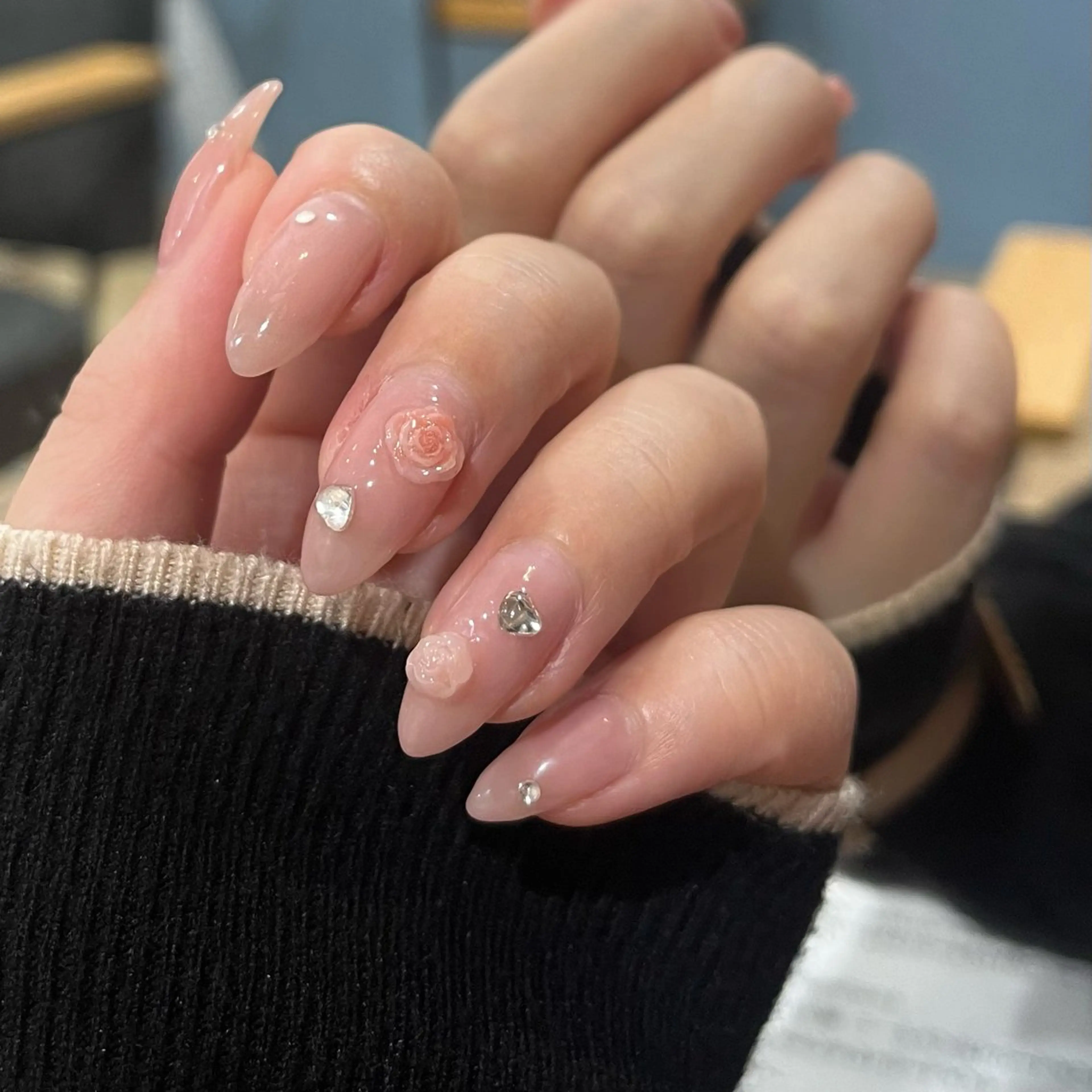 ネイル 友田 晴香のネイルデザイン