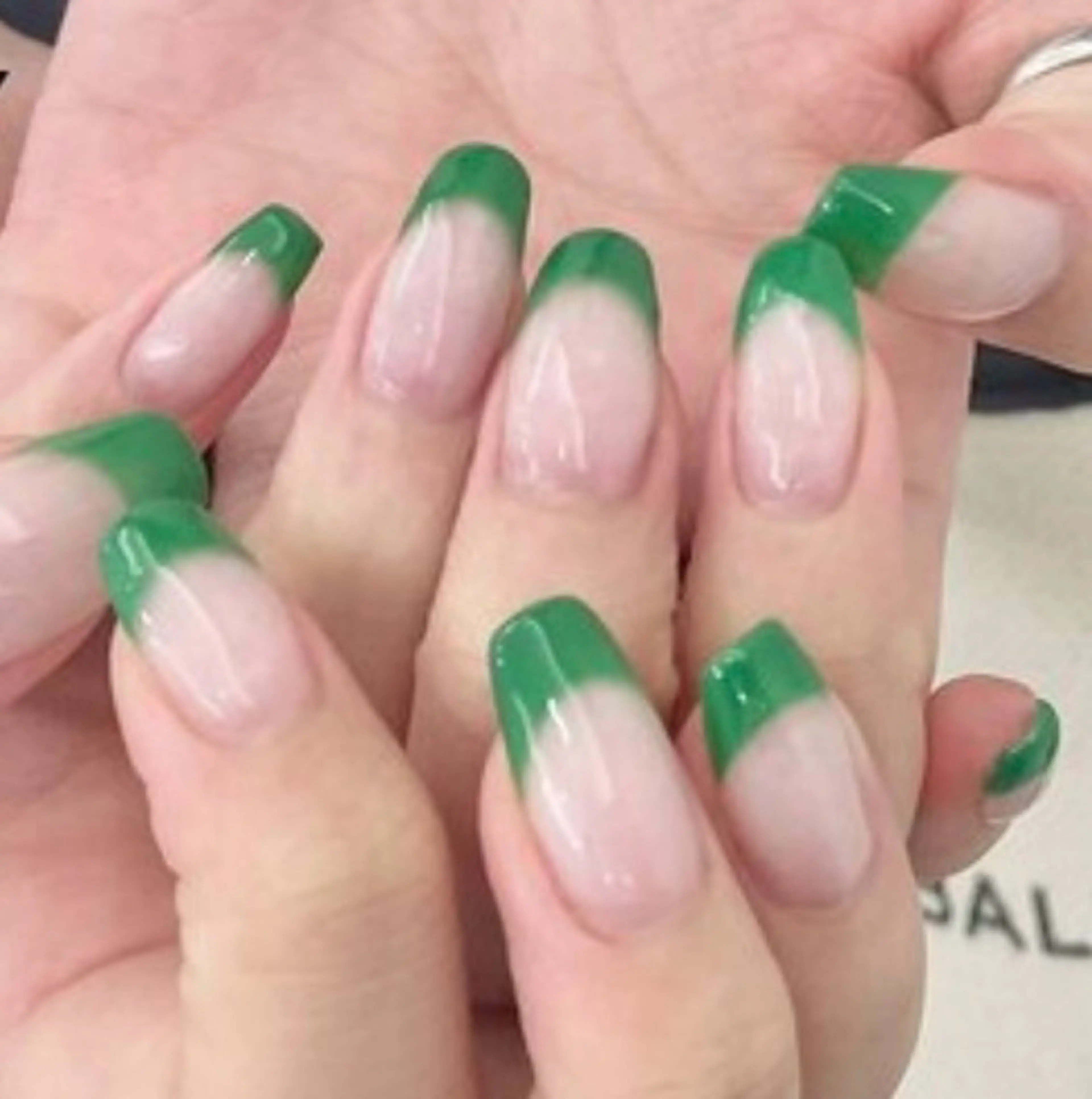 美爪フレンチ (クリアベース＋フレンチ)✨丁寧ケア🫧♦️オフなしの写真