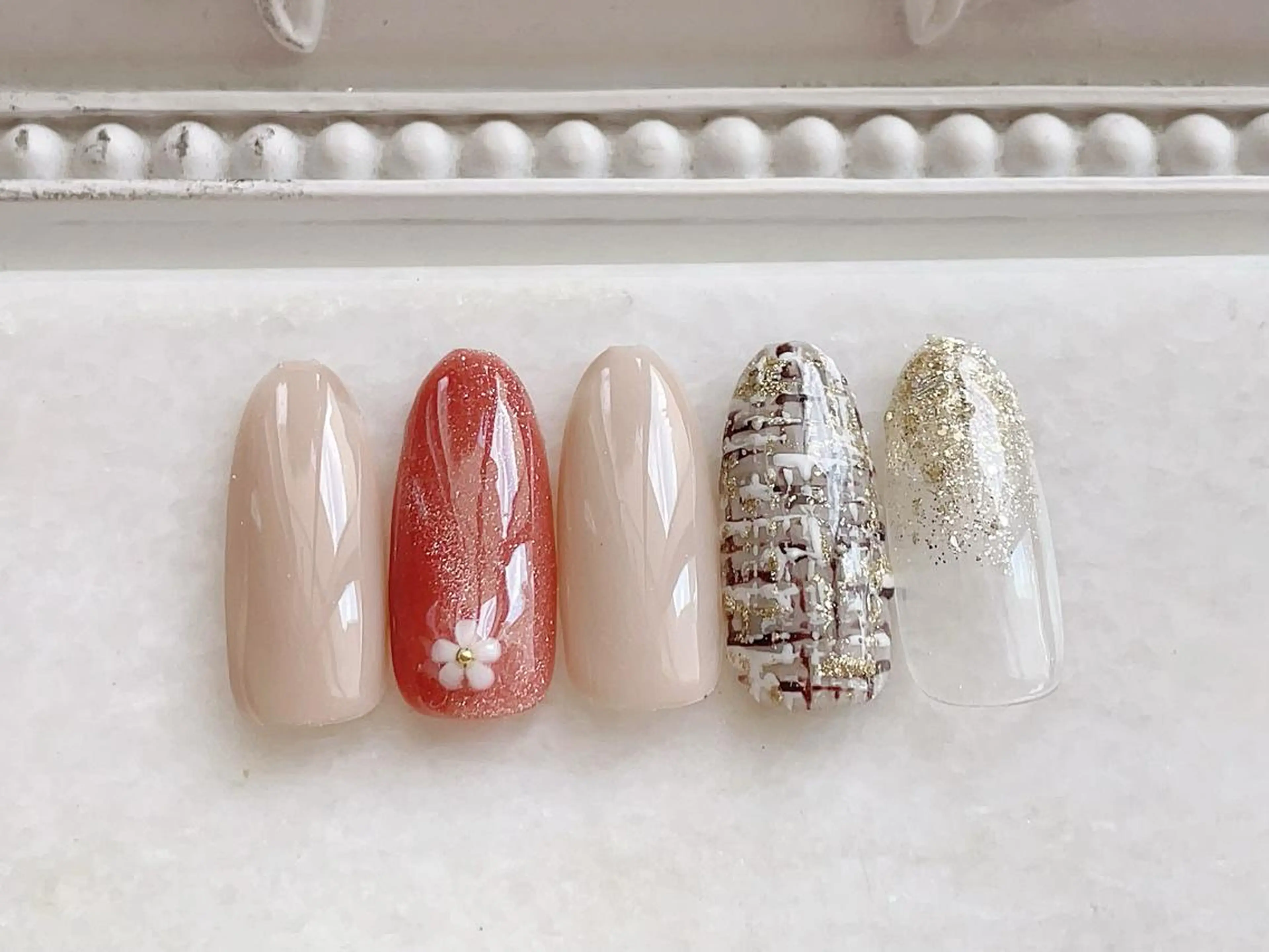 ネイル ジェルネイル キラキラネイル マグネットネイル パラジェル ハンドネイル Satomi  のネイルデザイン