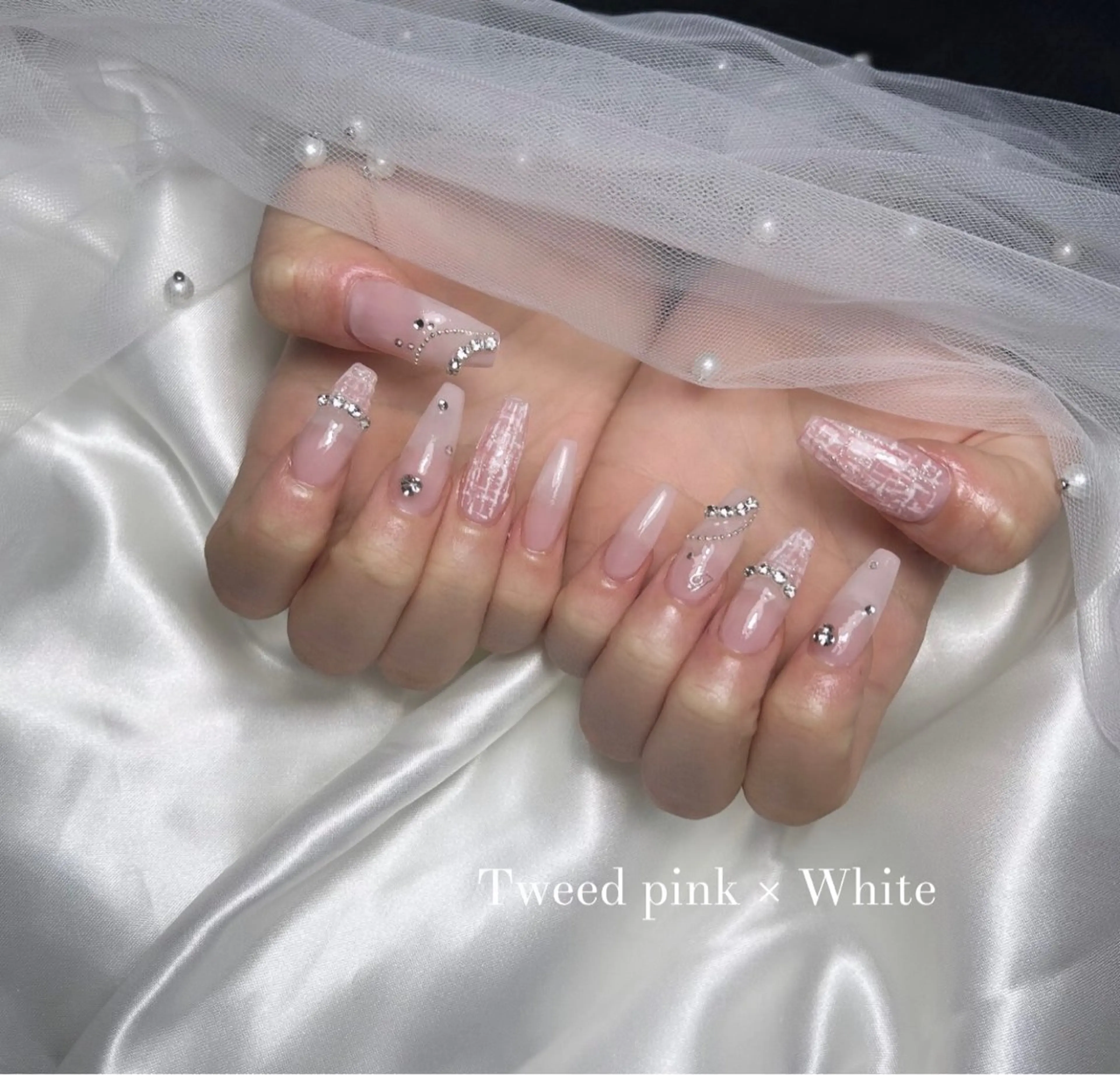 ネイル Nailsalon Sirius所属・SIRIUS manakaのネイルデザイン