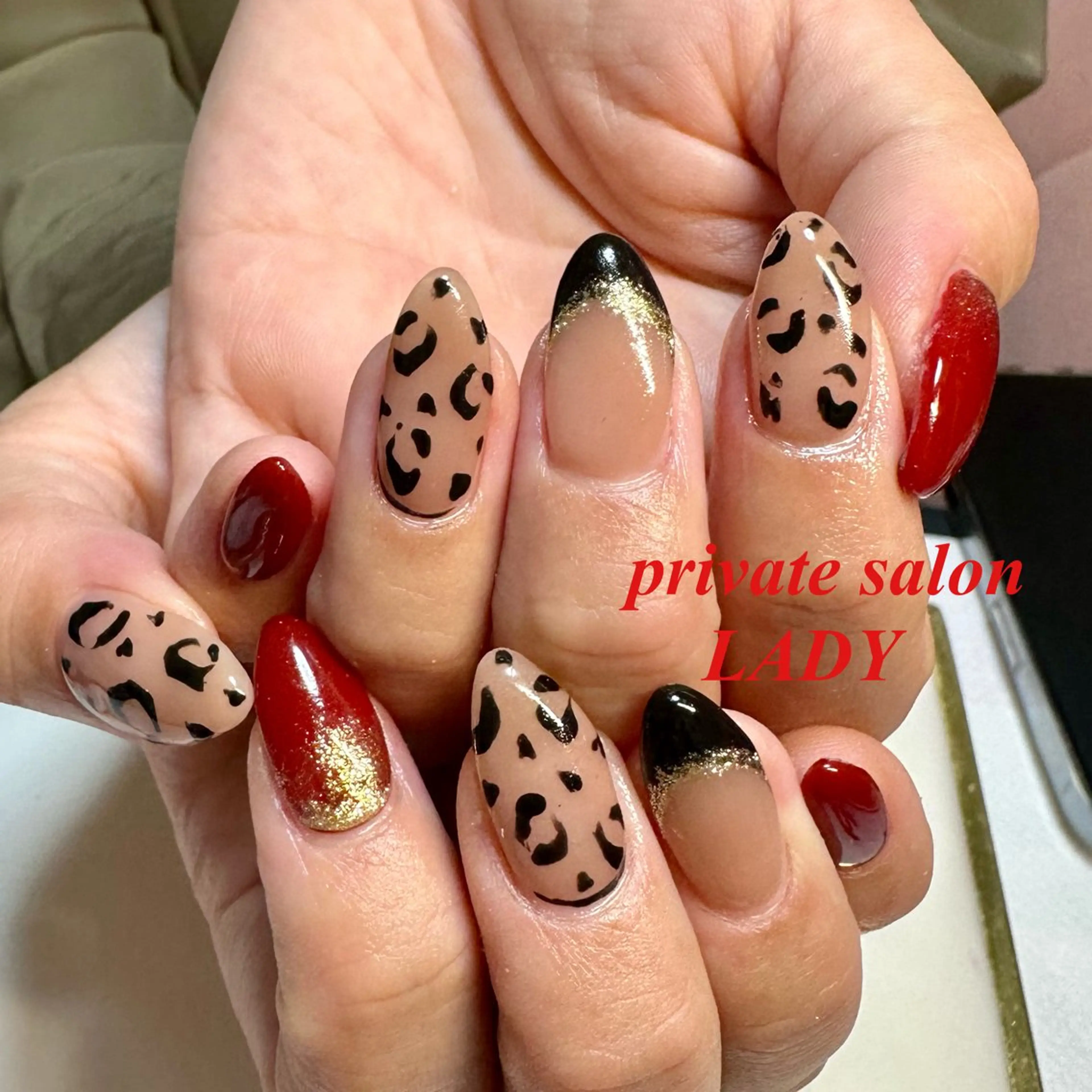 ネイル ボルドー フレンチネイル ハンドネイル 桜田 麻菜のネイルデザイン