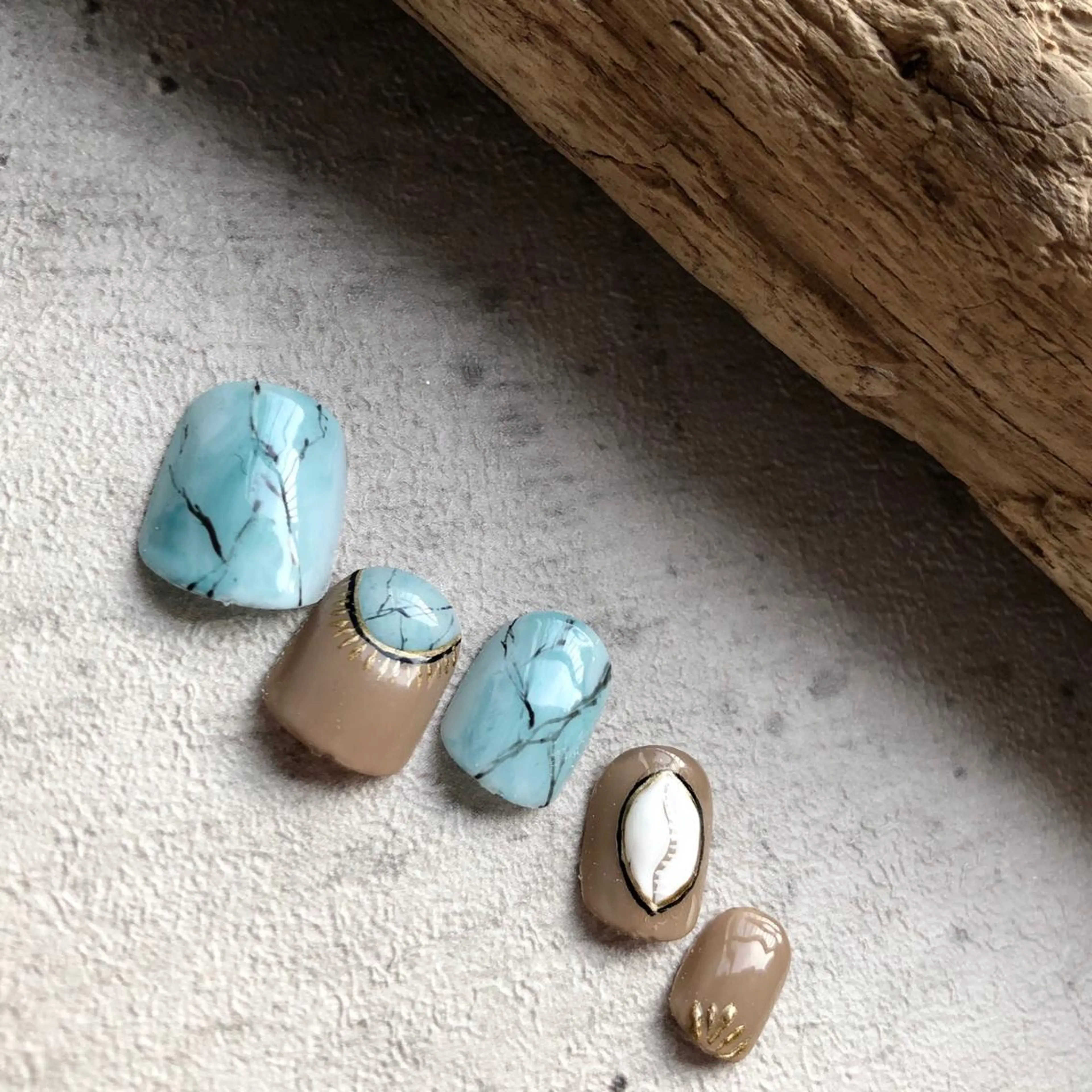 ネイル アートネイル ブルー ジェルネイル crestnail所属・小林 束紗のネイルデザイン