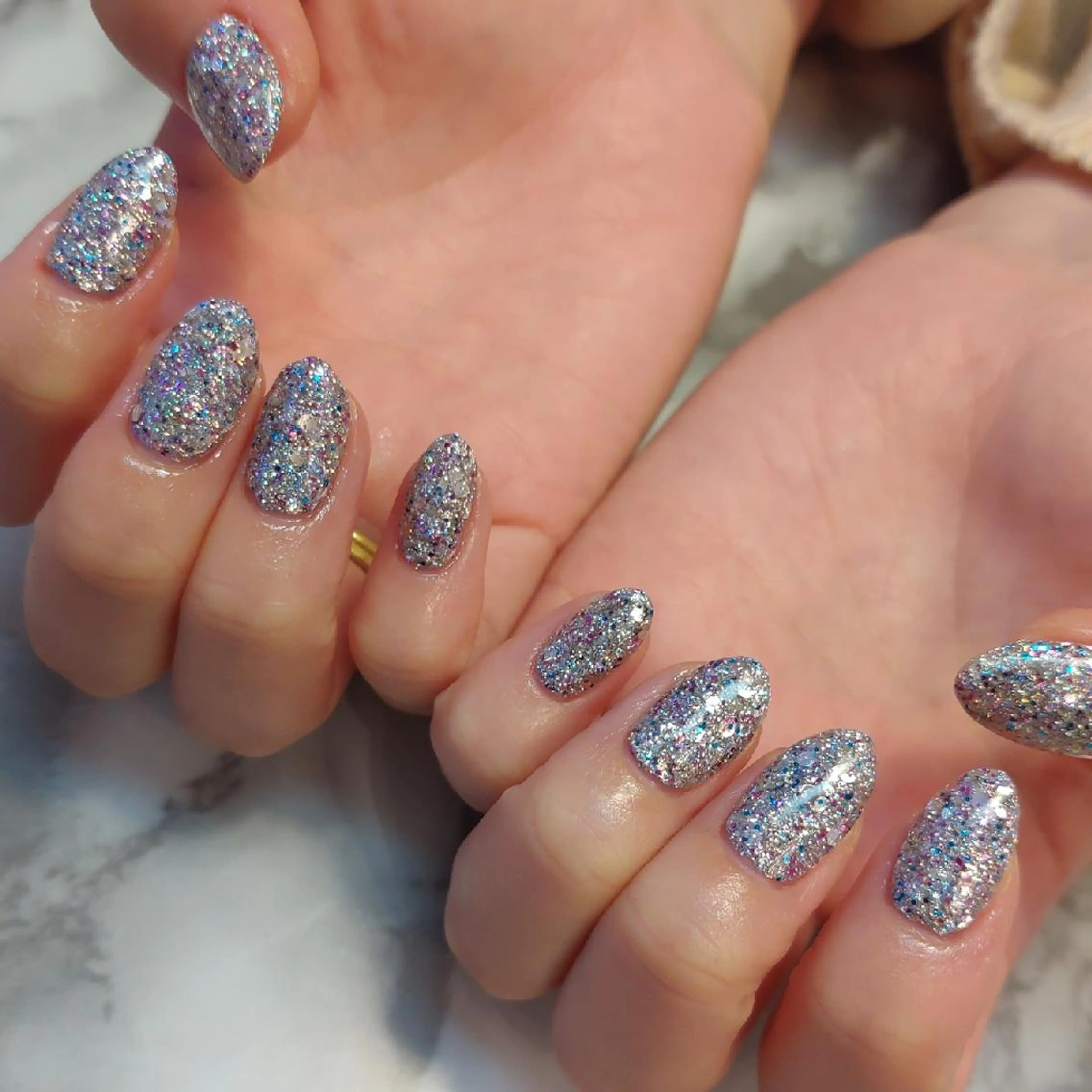 ネイル ラメ(グリッター) ジェヌインネイル 河内のネイルデザイン
