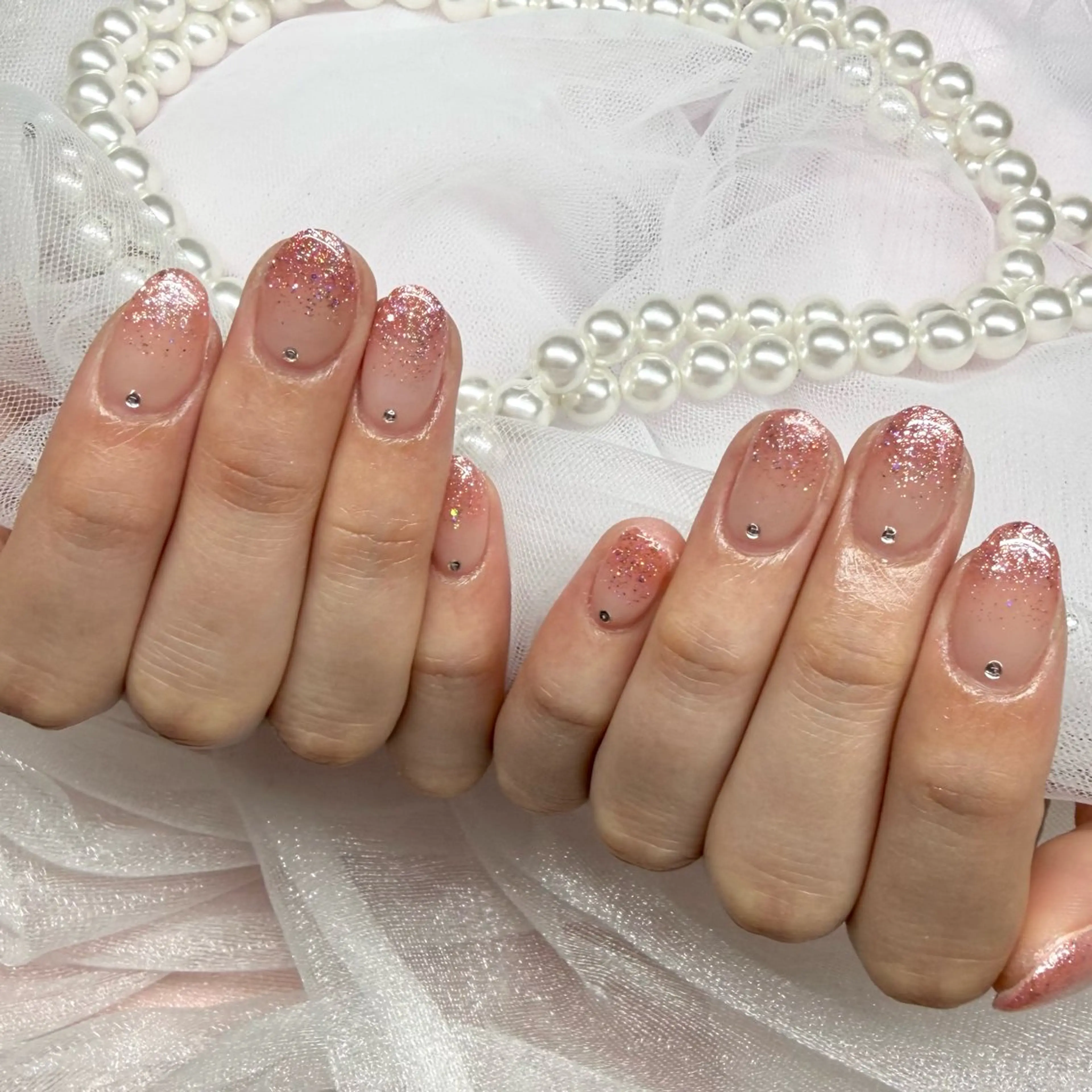 ネイル ラメ(グリッター) ラメグラデーション Nailsalon MeMe YUMIのネイルデザイン