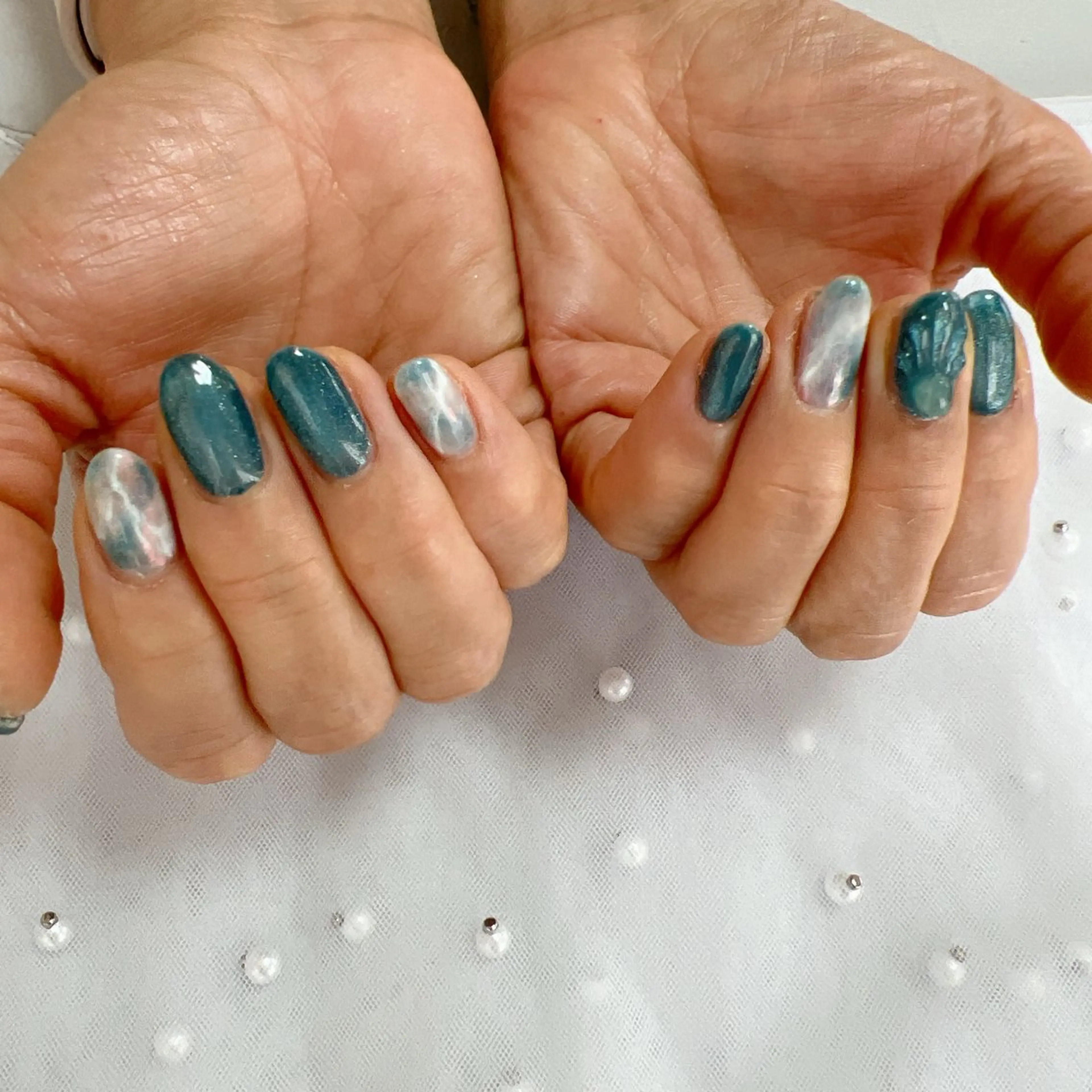 ネイル vert所属・Vert♡ .Hazukiのネイルデザイン