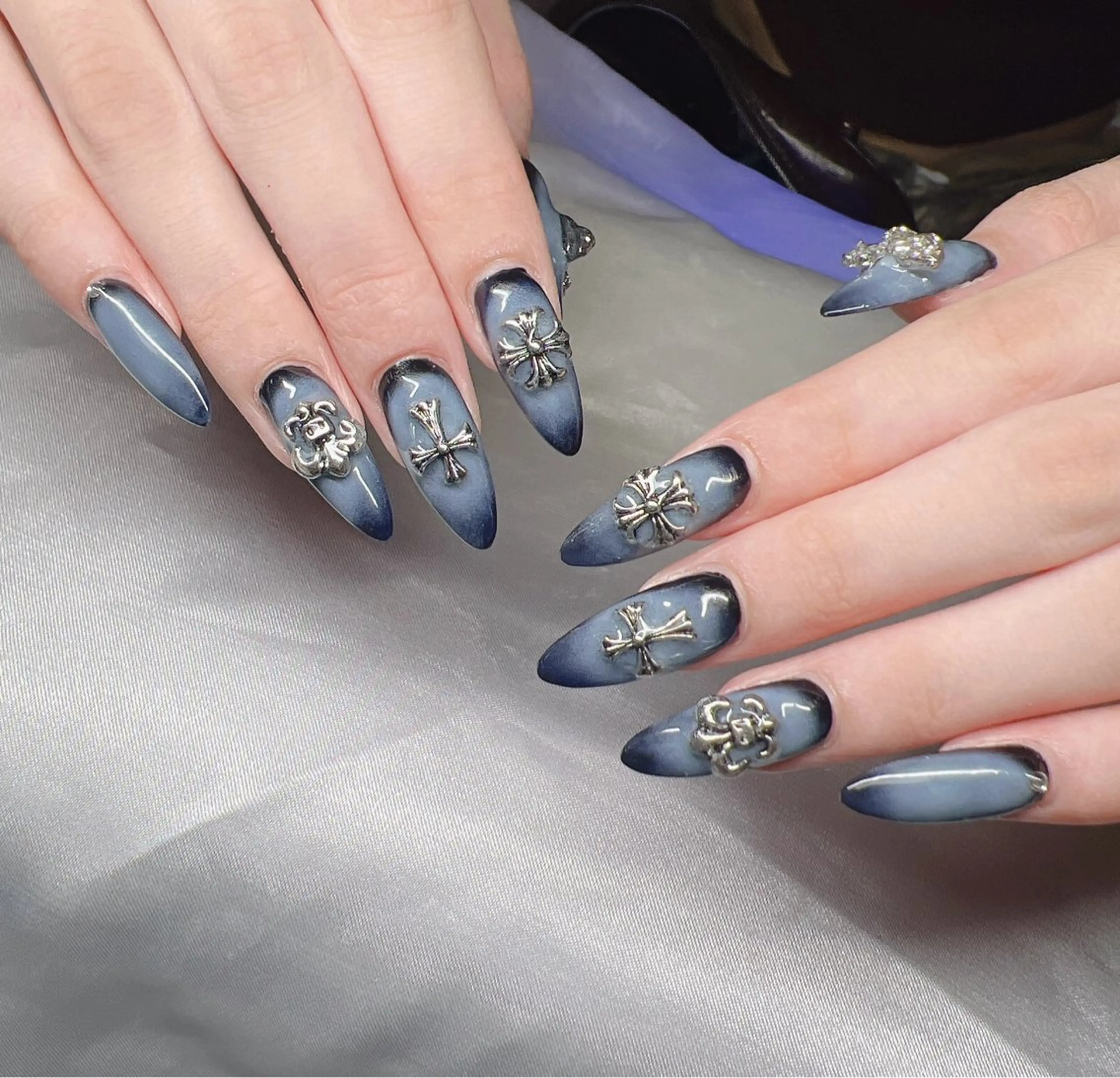 ネイル ハンドネイル Lee Nailsのネイルデザイン