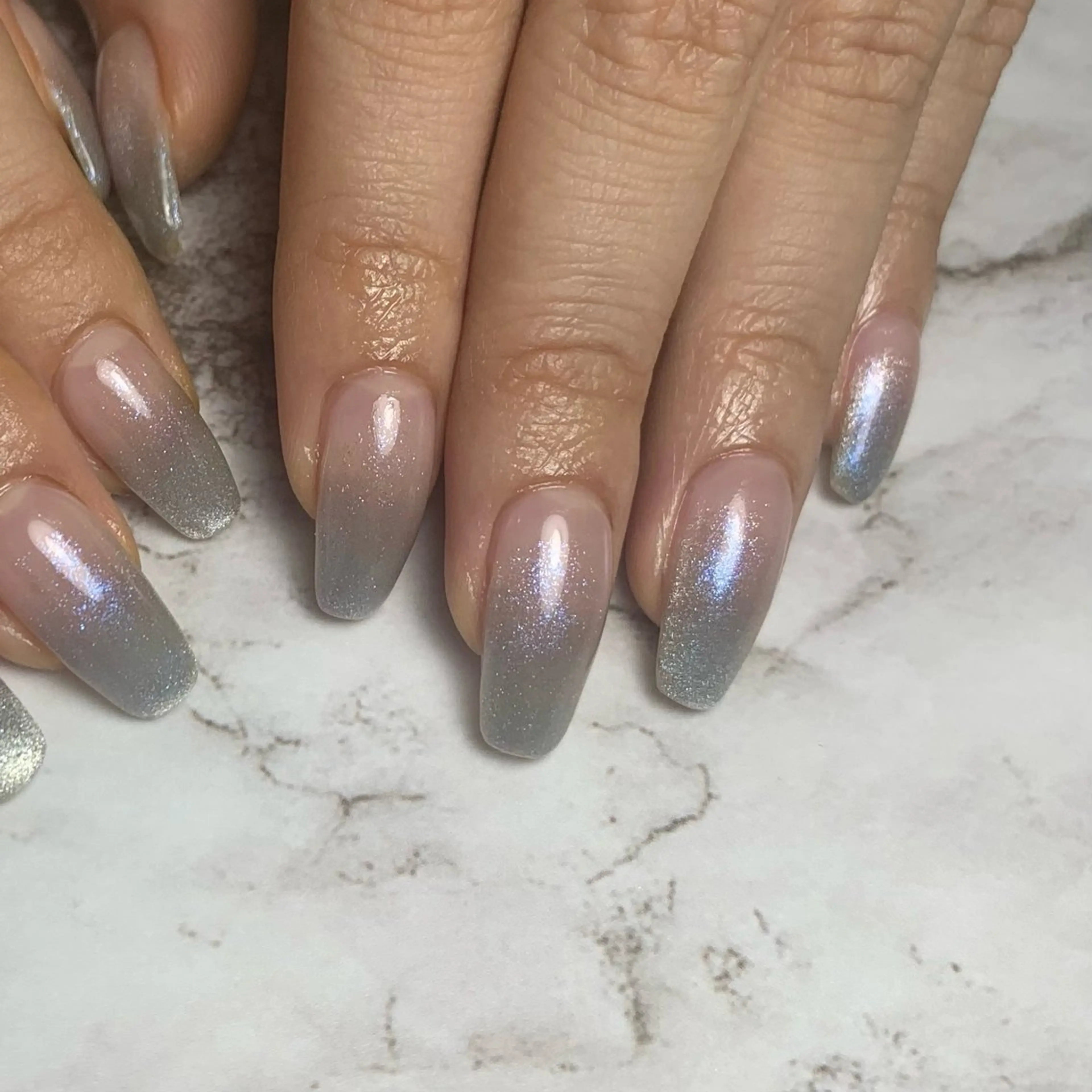 ネイル グラデーション マグネットネイル 'Olu KUMIのマツエク・マツパデザイン