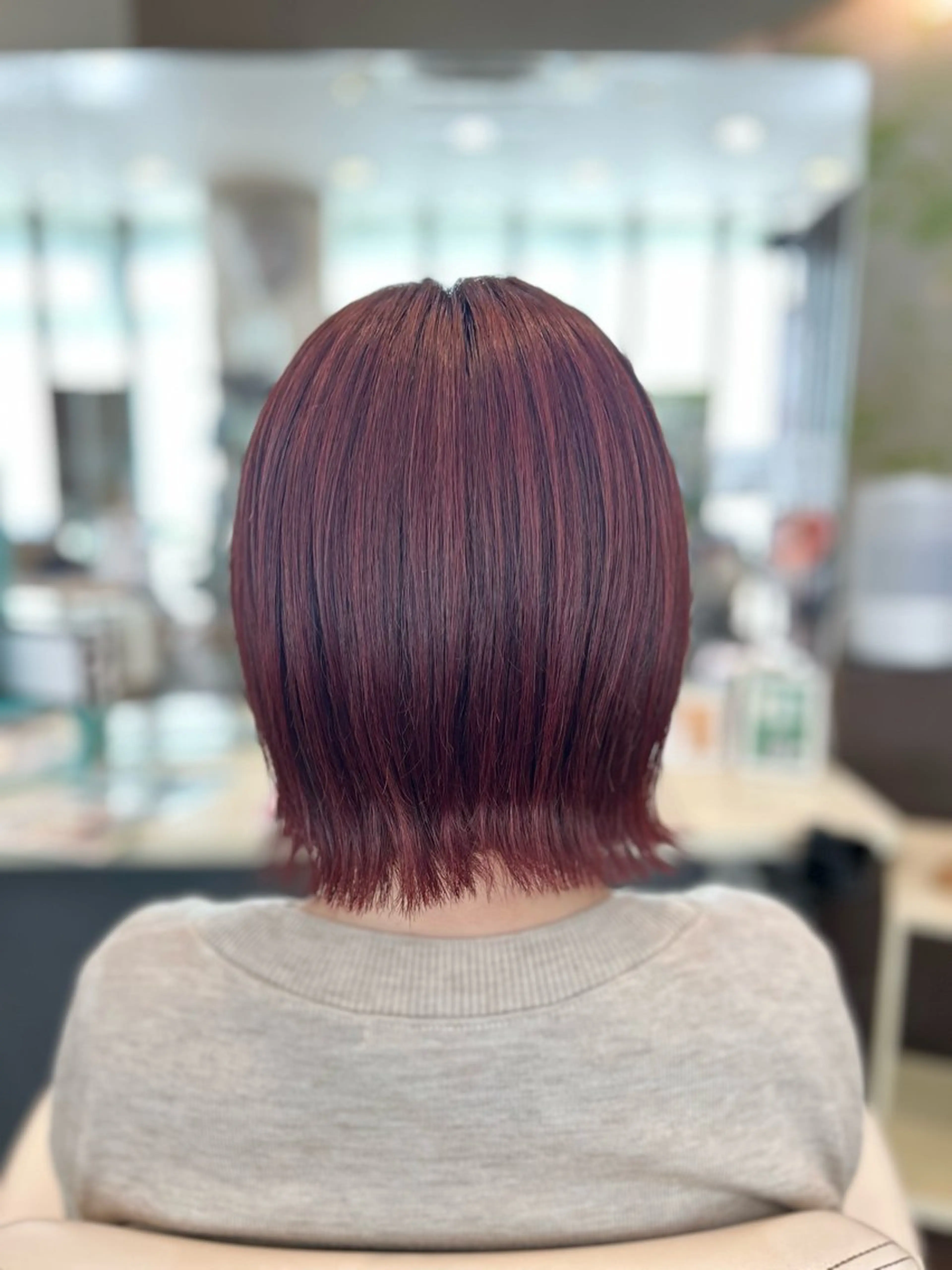 ショート カラー オリーブ南森町✨️ 畑中のヘアスタイル