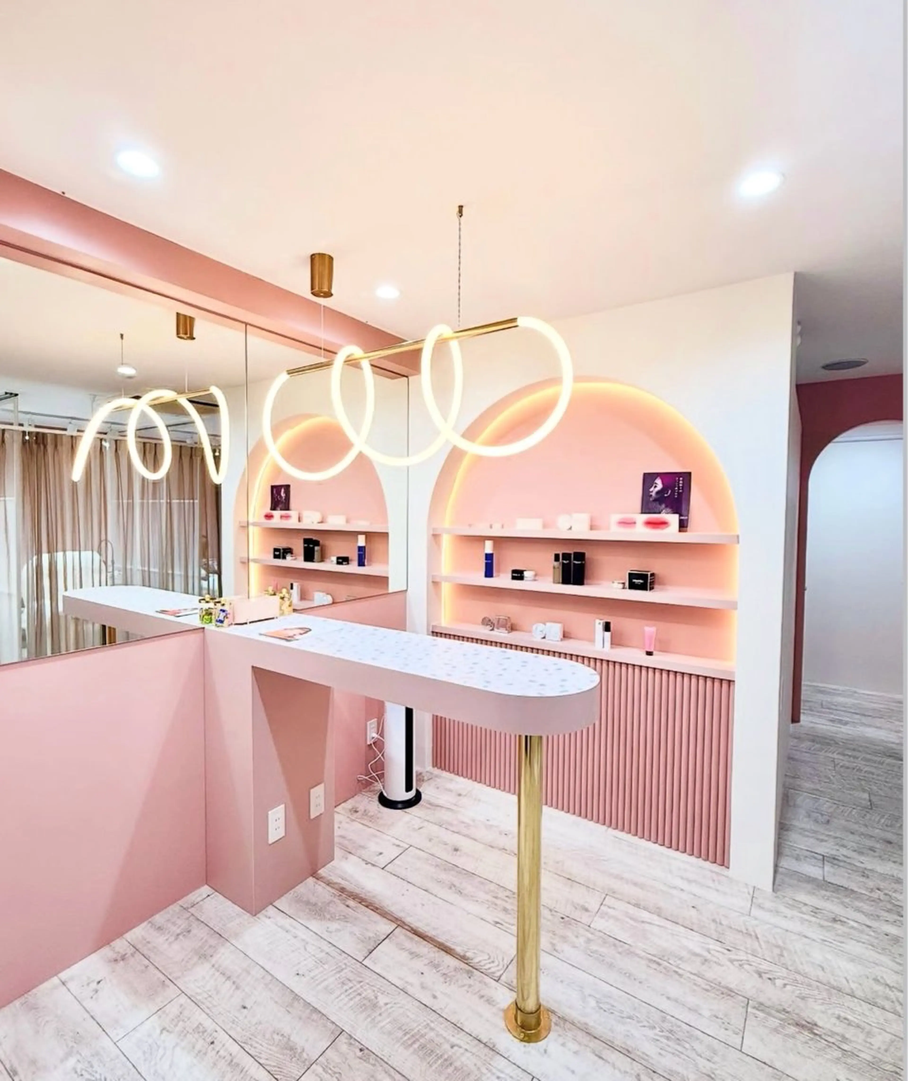 【TRISH】 かのん🎀🐰ྀིのマツエク・マツパデザイン