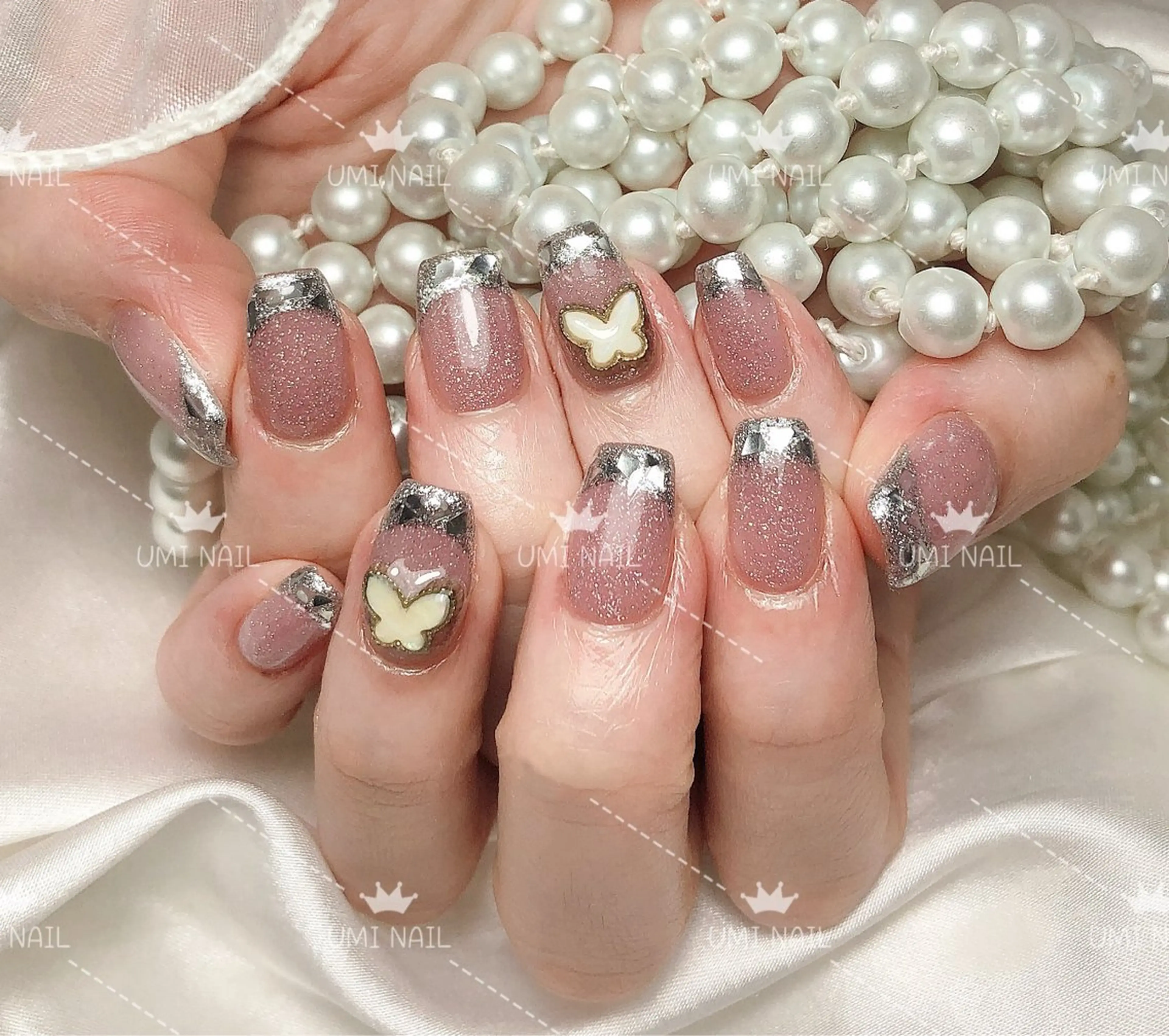 ネイル LUXE NAIL SALONのネイルデザイン