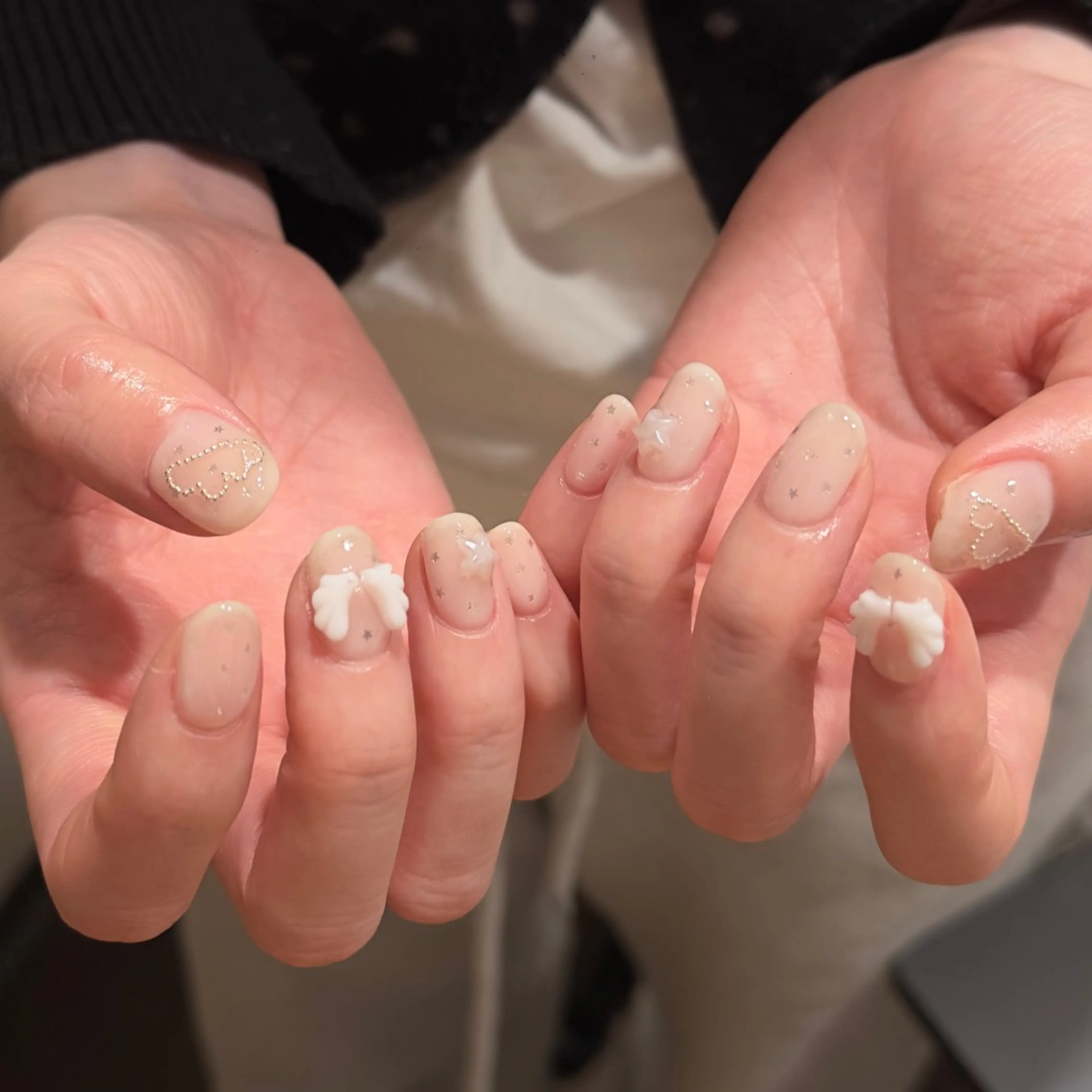 ネイル ハンドネイル 🎀 Hiyubi._.nail 🫧所属・🎀フェイ フェイ🫧💗のネイルデザイン