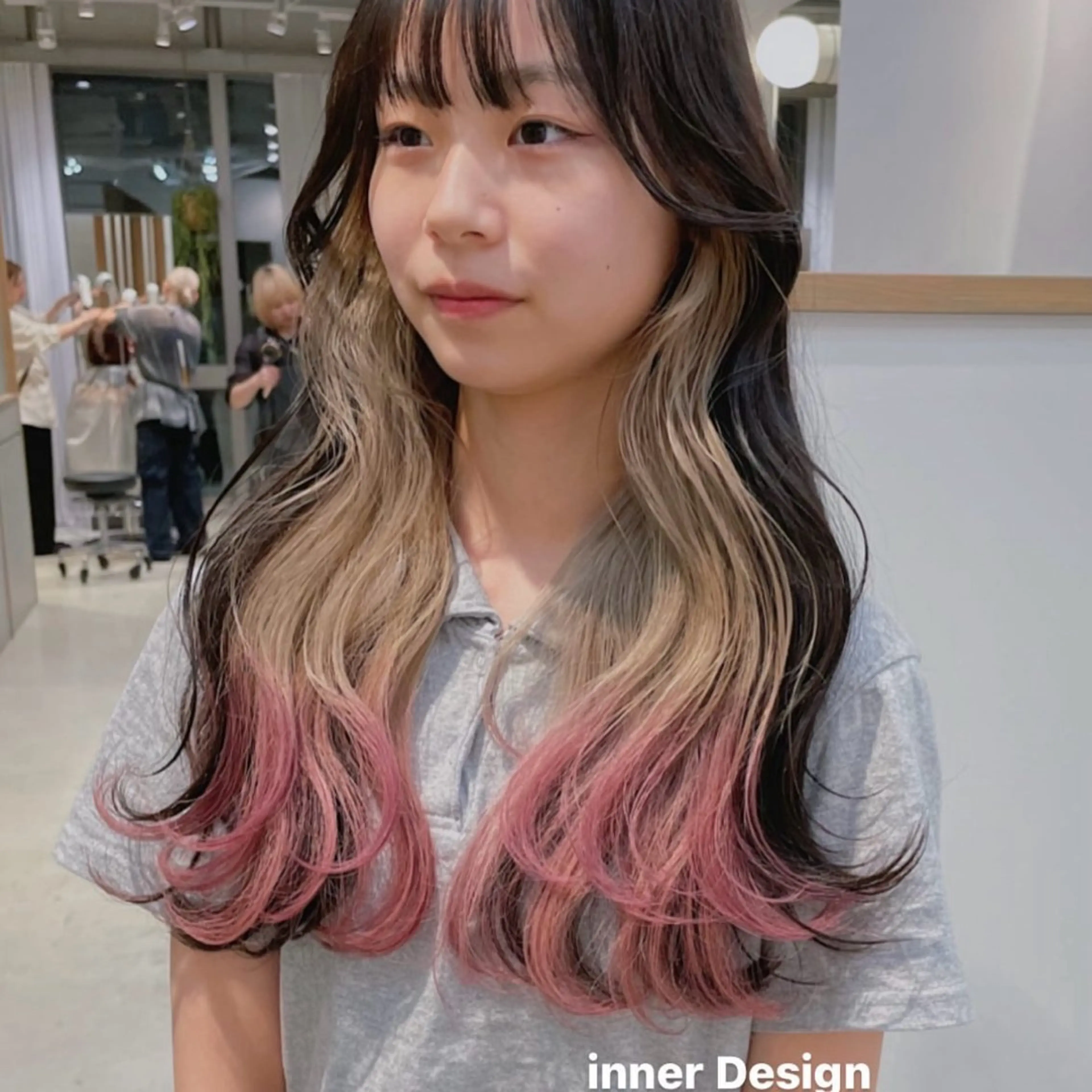 ロング ヘアカラー ニイ/栄/ カラーリスト/ロングのヘアスタイル