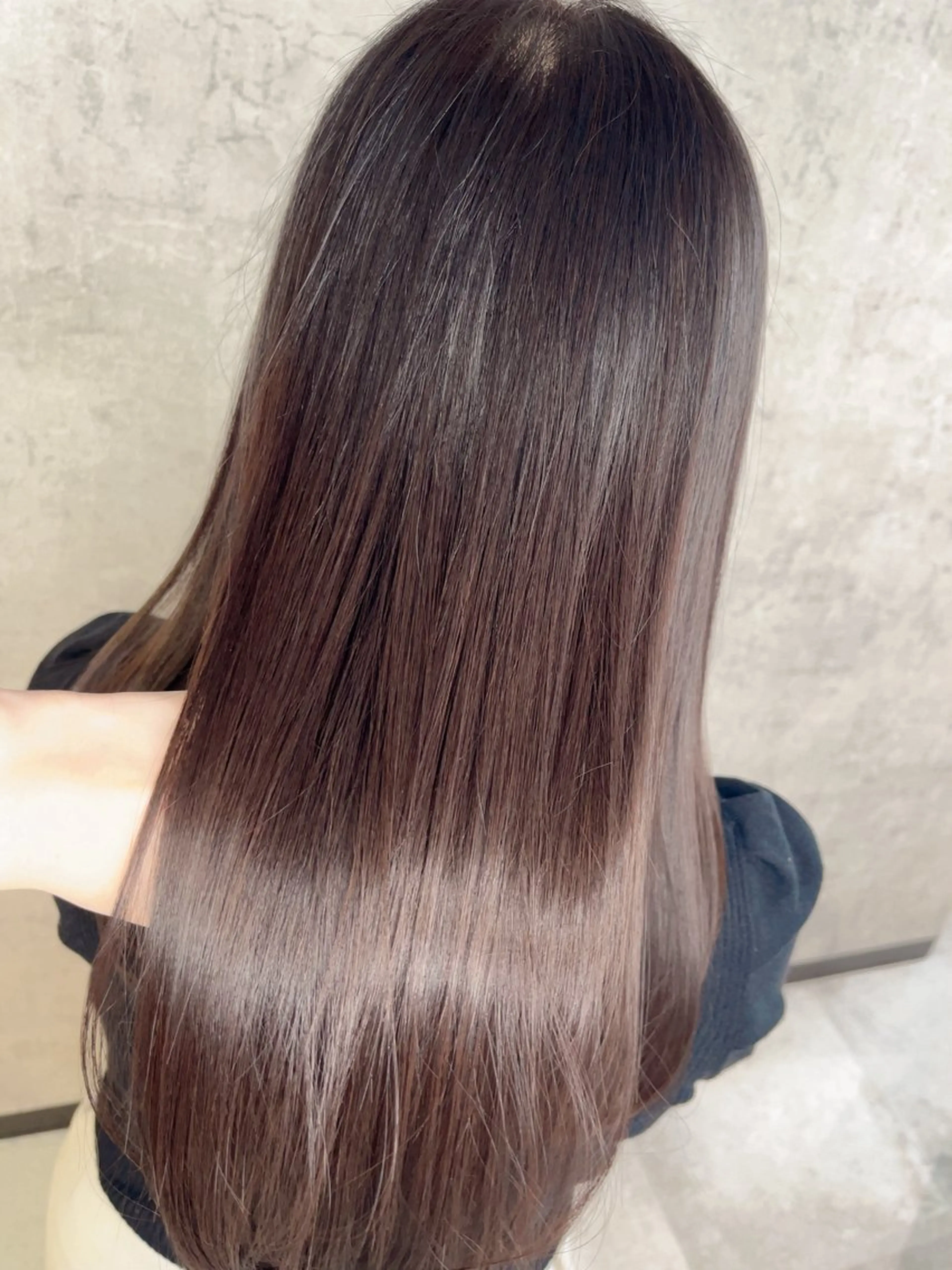 セミロング KAEDE🎀 ジャニオタ美容師のヘアスタイル