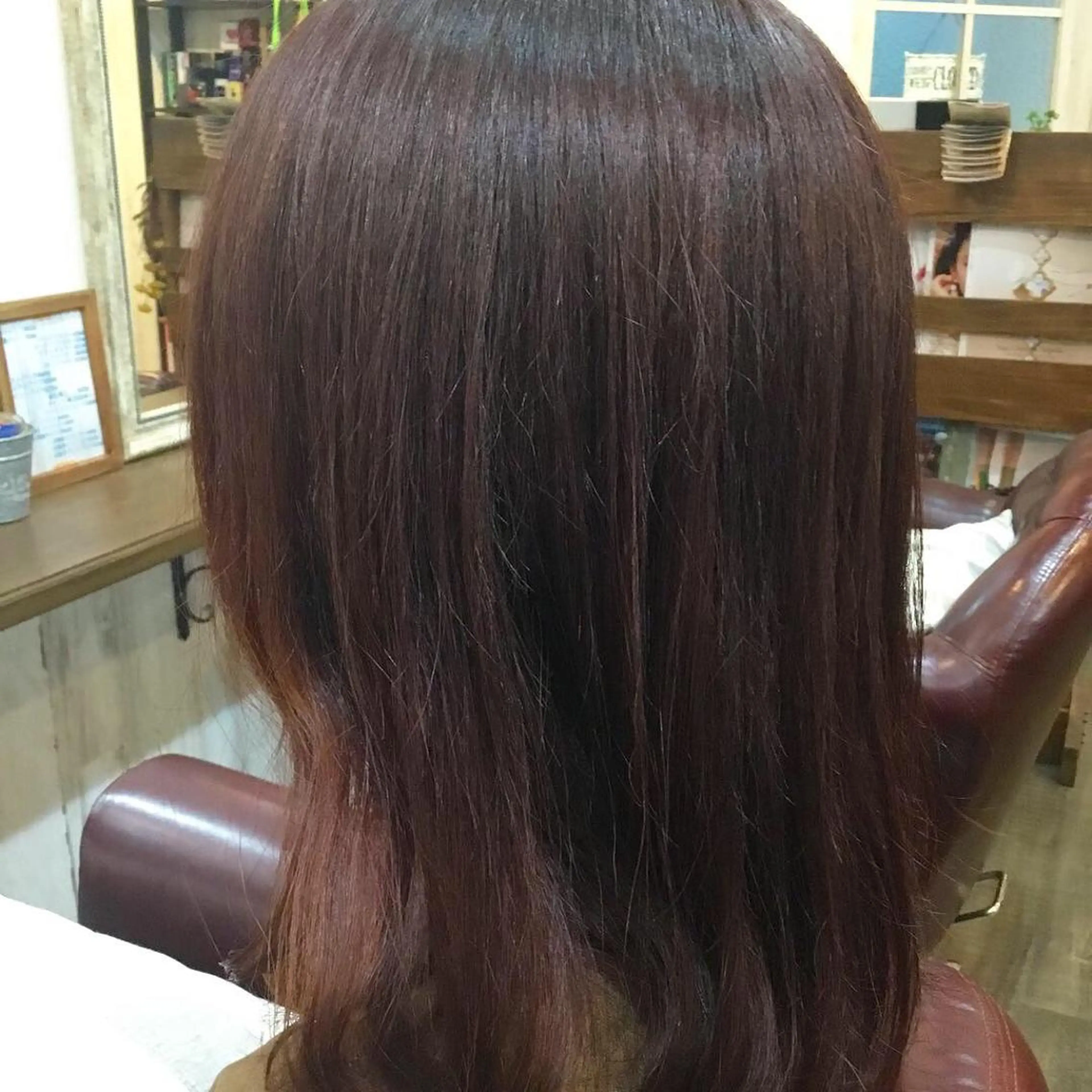 セミロング カラー embrace エンブレイスのヘアスタイル