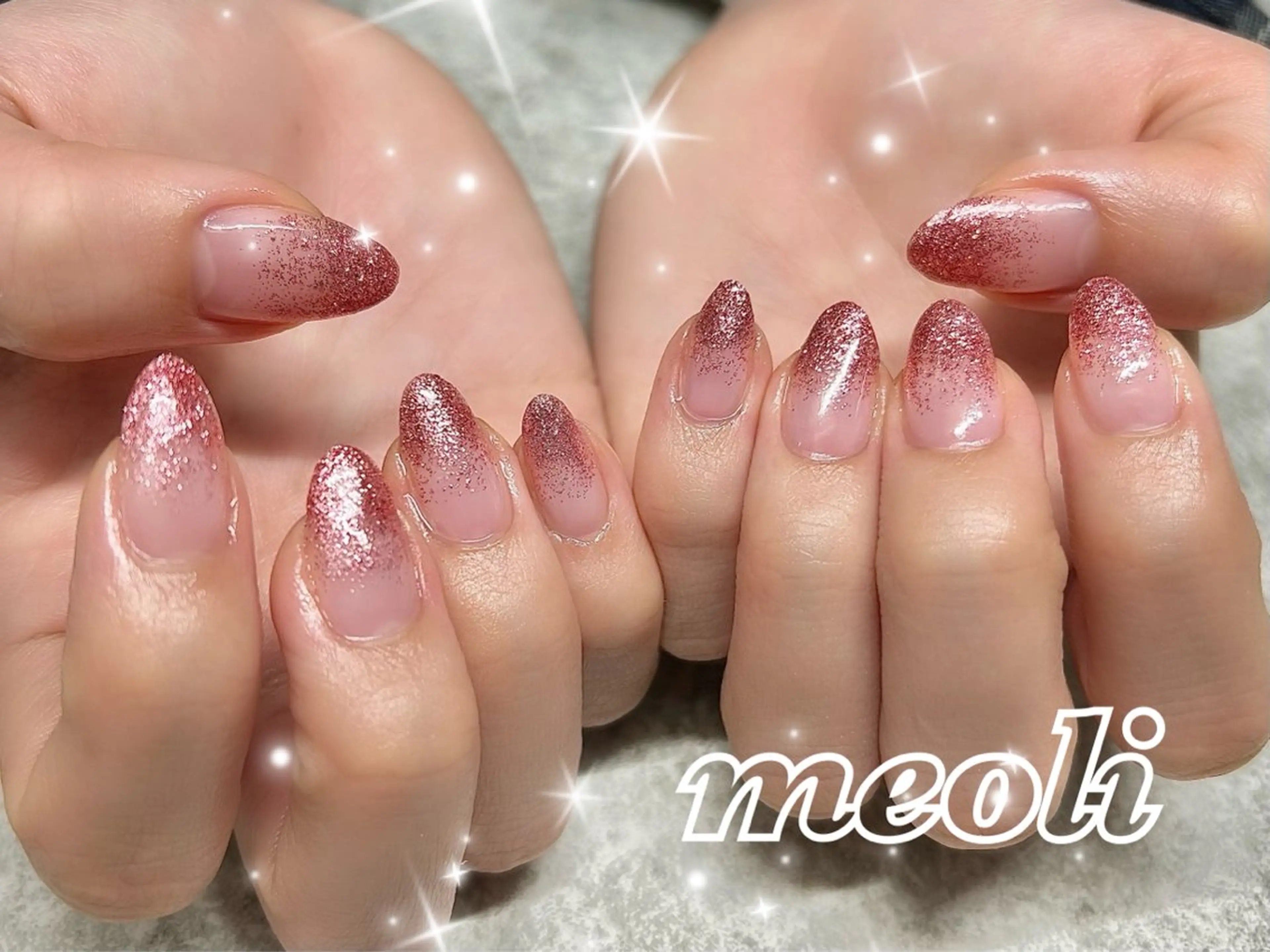 ネイル グラデーション キラキラネイル ラメ(グリッター) ラメグラデーション ハンドネイル nail salon meoli　アヤのネイルデザイン
