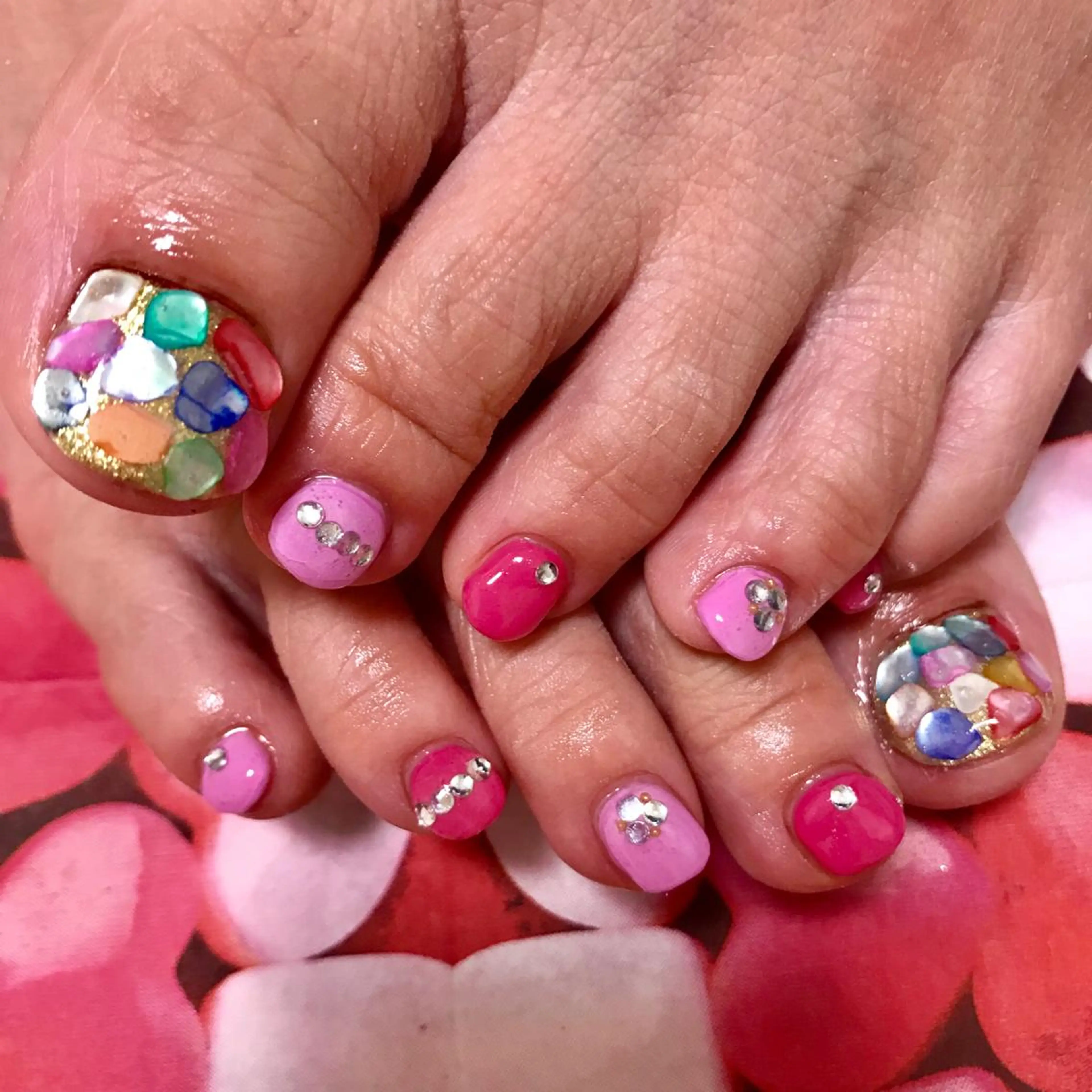 ネイル LOVEnail tomoのネイルデザイン