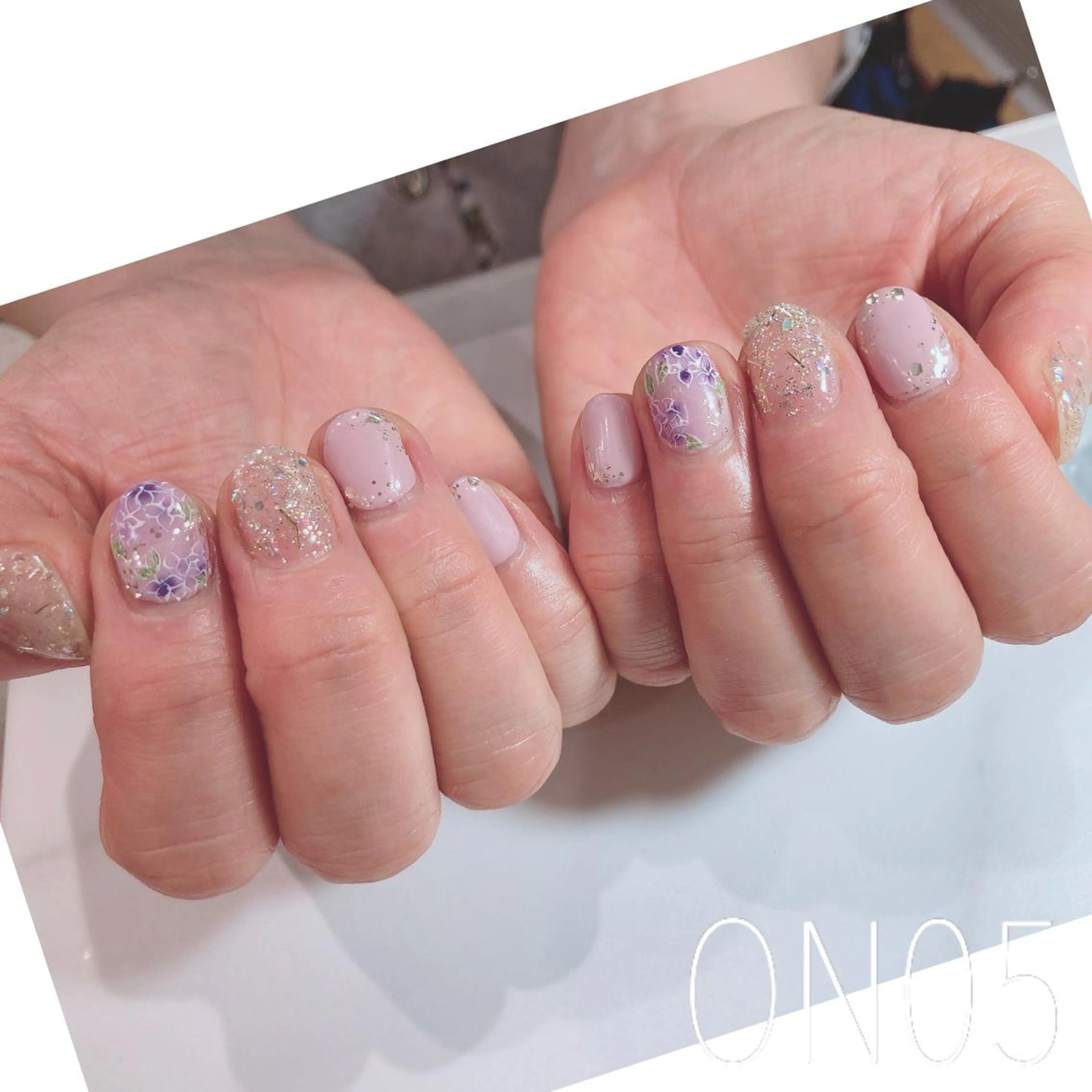 ネイル 園 寛子 （ネイリスト）のネイルデザイン