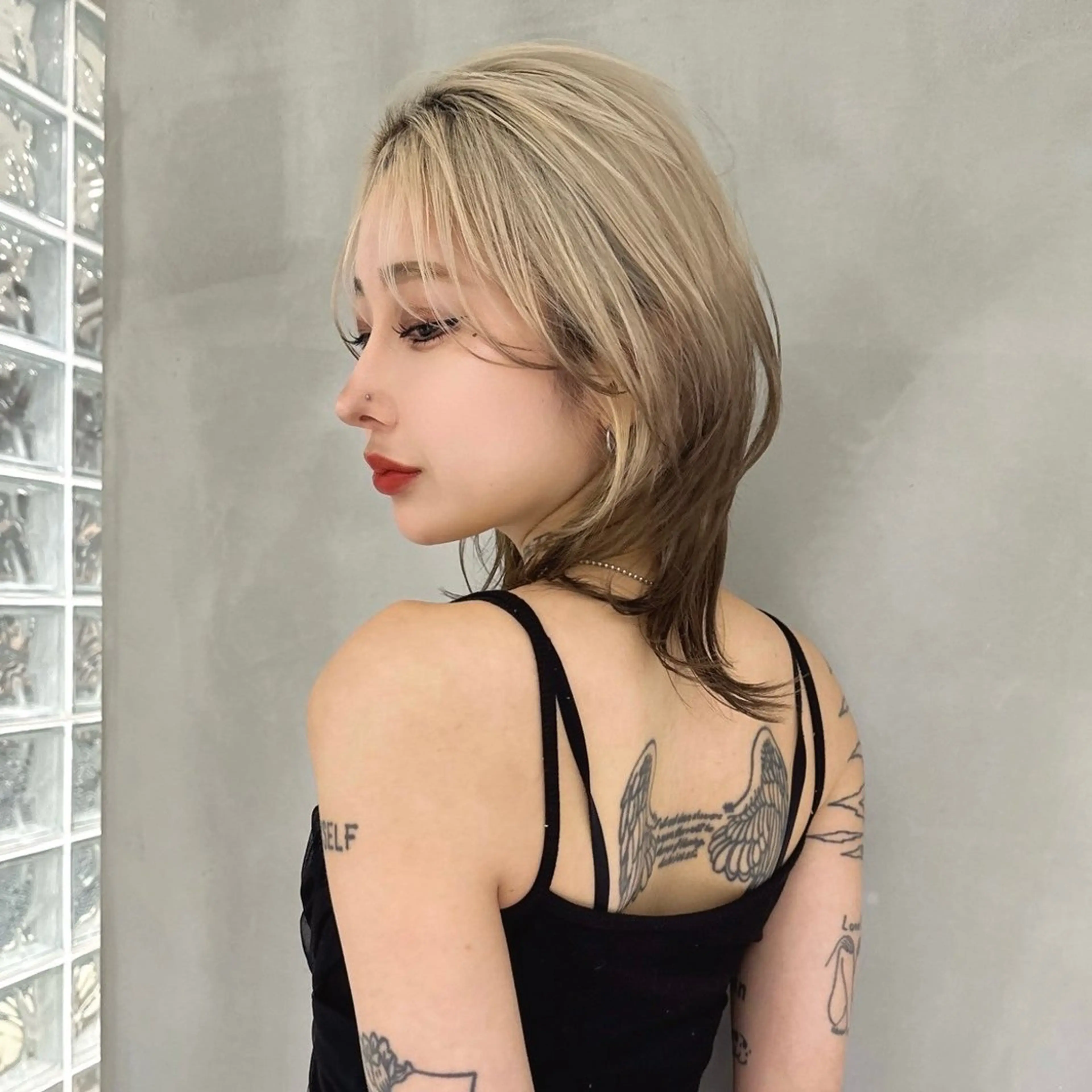 ミディアム カラー Ma cherie by Lond所属・ハイトーン/ ブリーチAikaのヘアスタイル