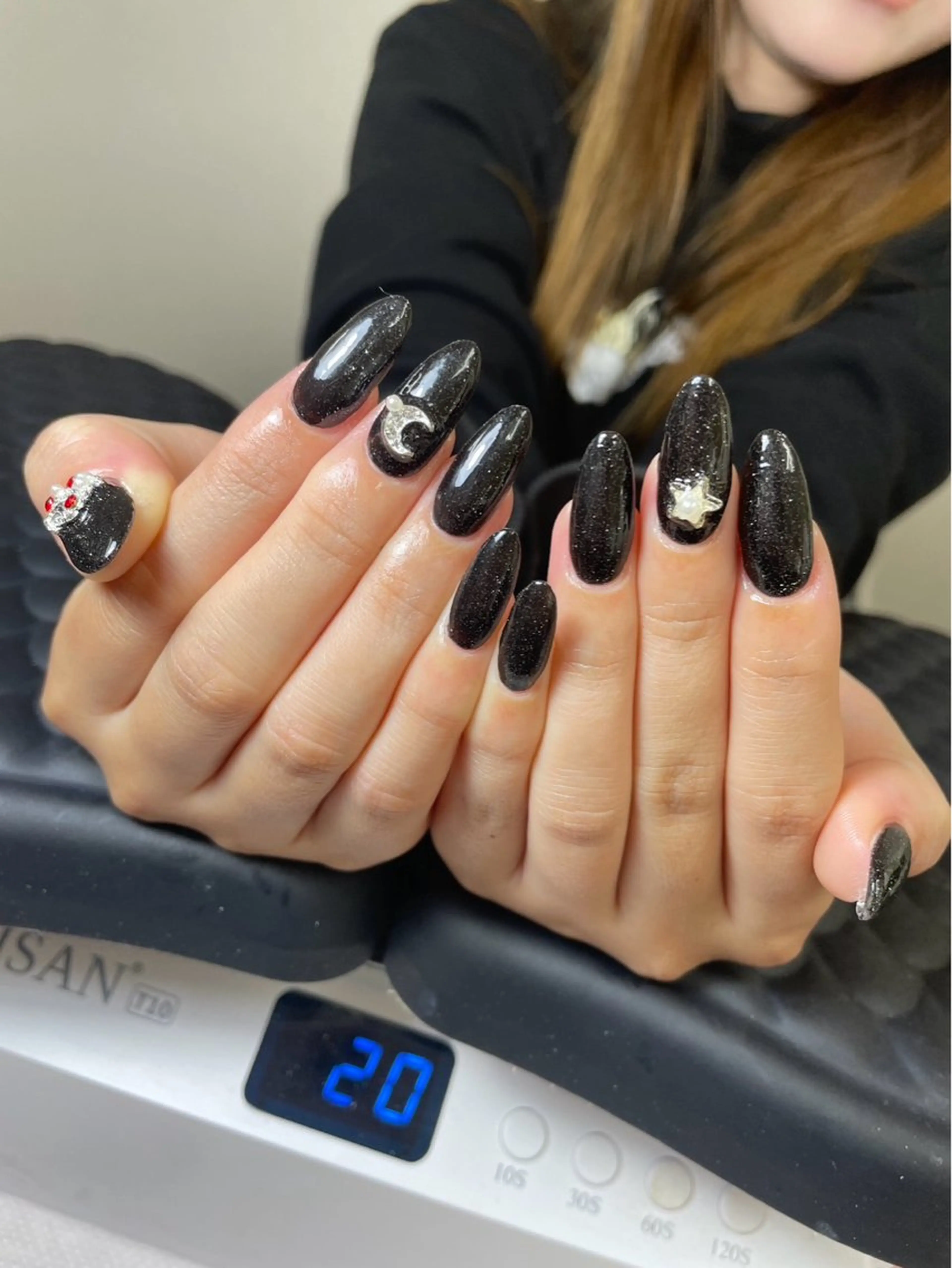 ネイル ブラウン チークネイル 桜ネイル 長さ出し フットネイル ハンドネイル XIINH NAIL SALONのネイルデザイン