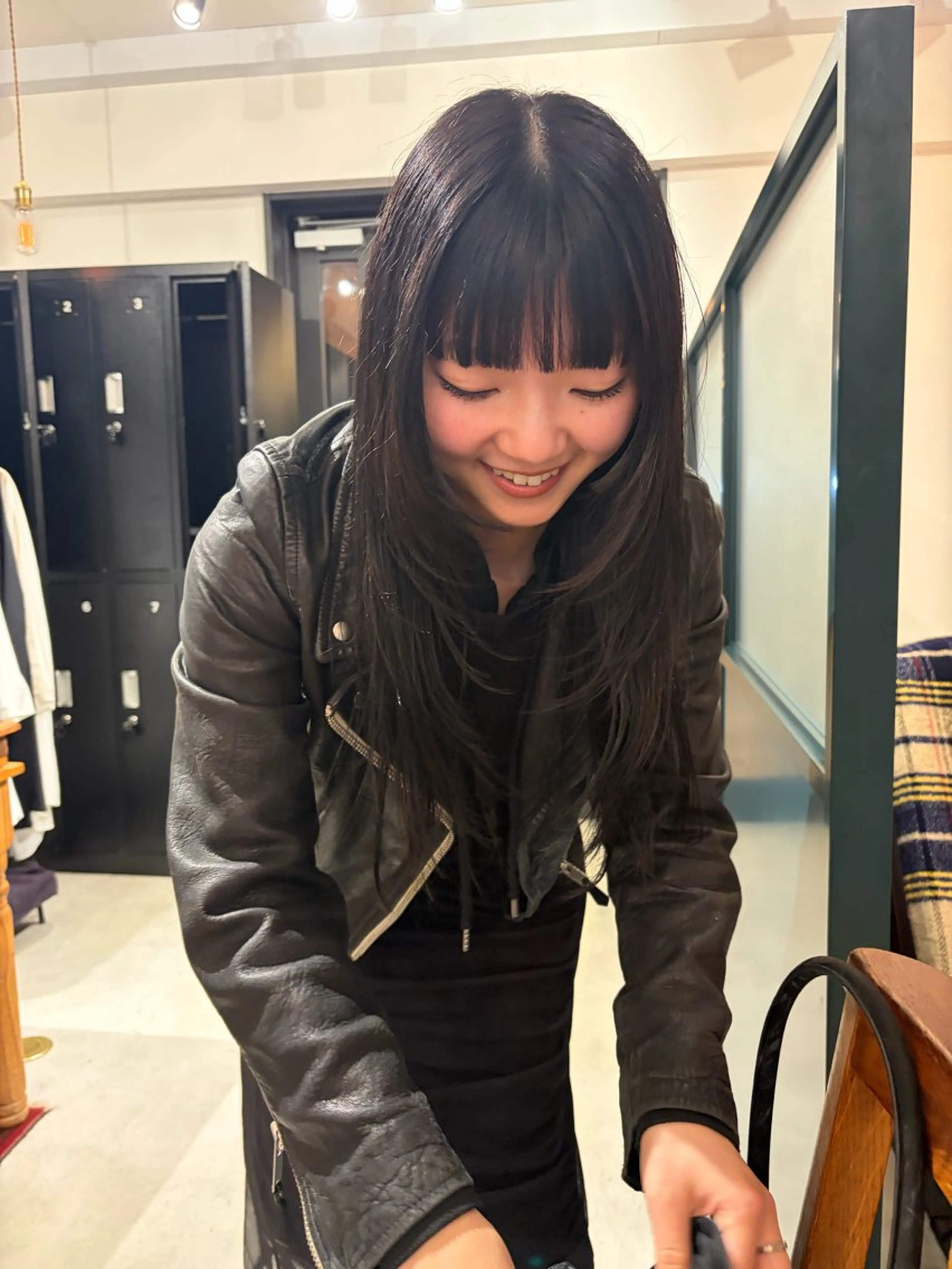 ロング YUUKI/ウルフ .ハイレイヤーのヘアスタイル