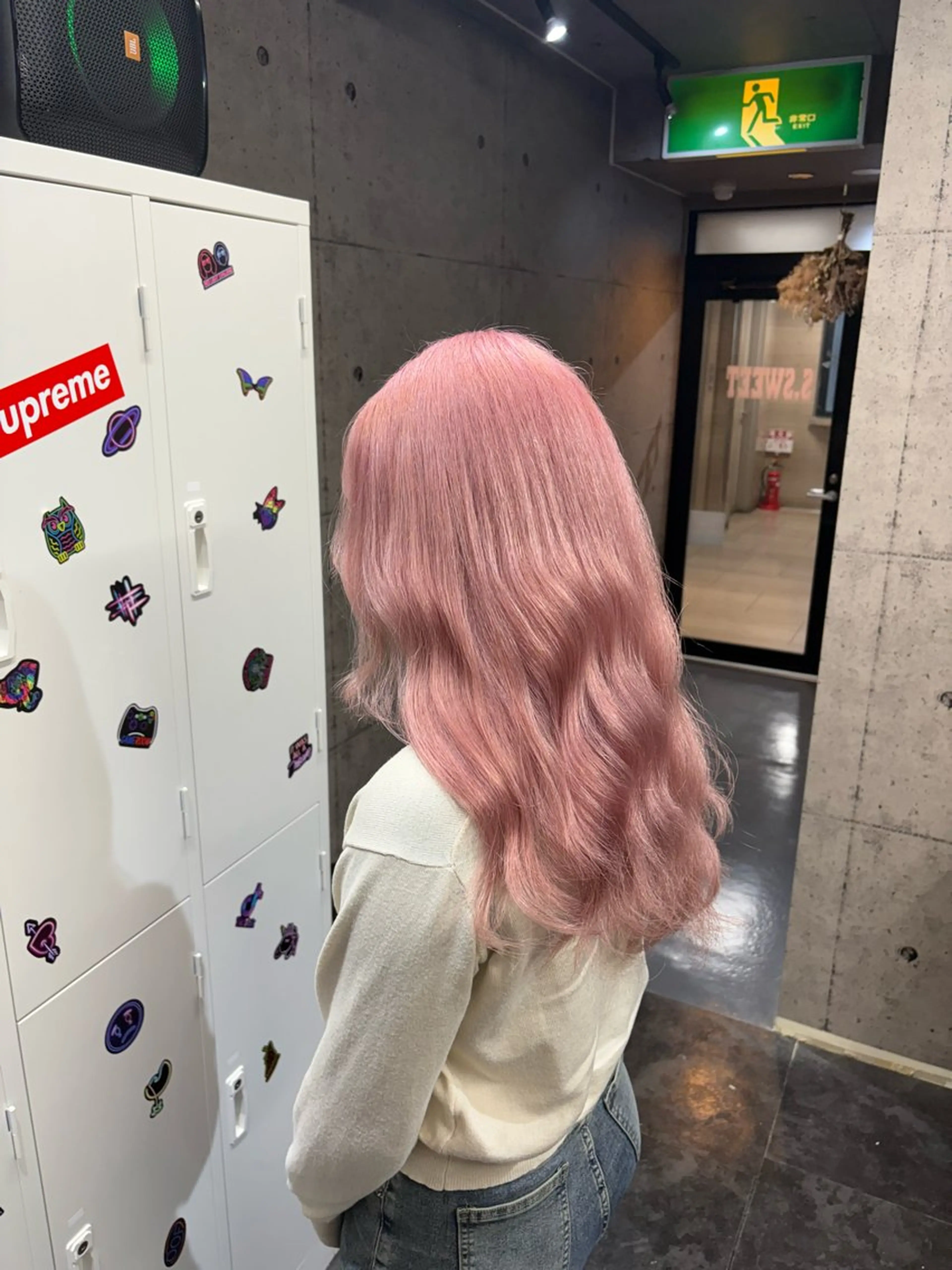 ロング カラー ピンクカラー ホワイトピンク ヘアカラー トリートメント ハイトーン/ブリーチ /hikaruのヘアスタイル