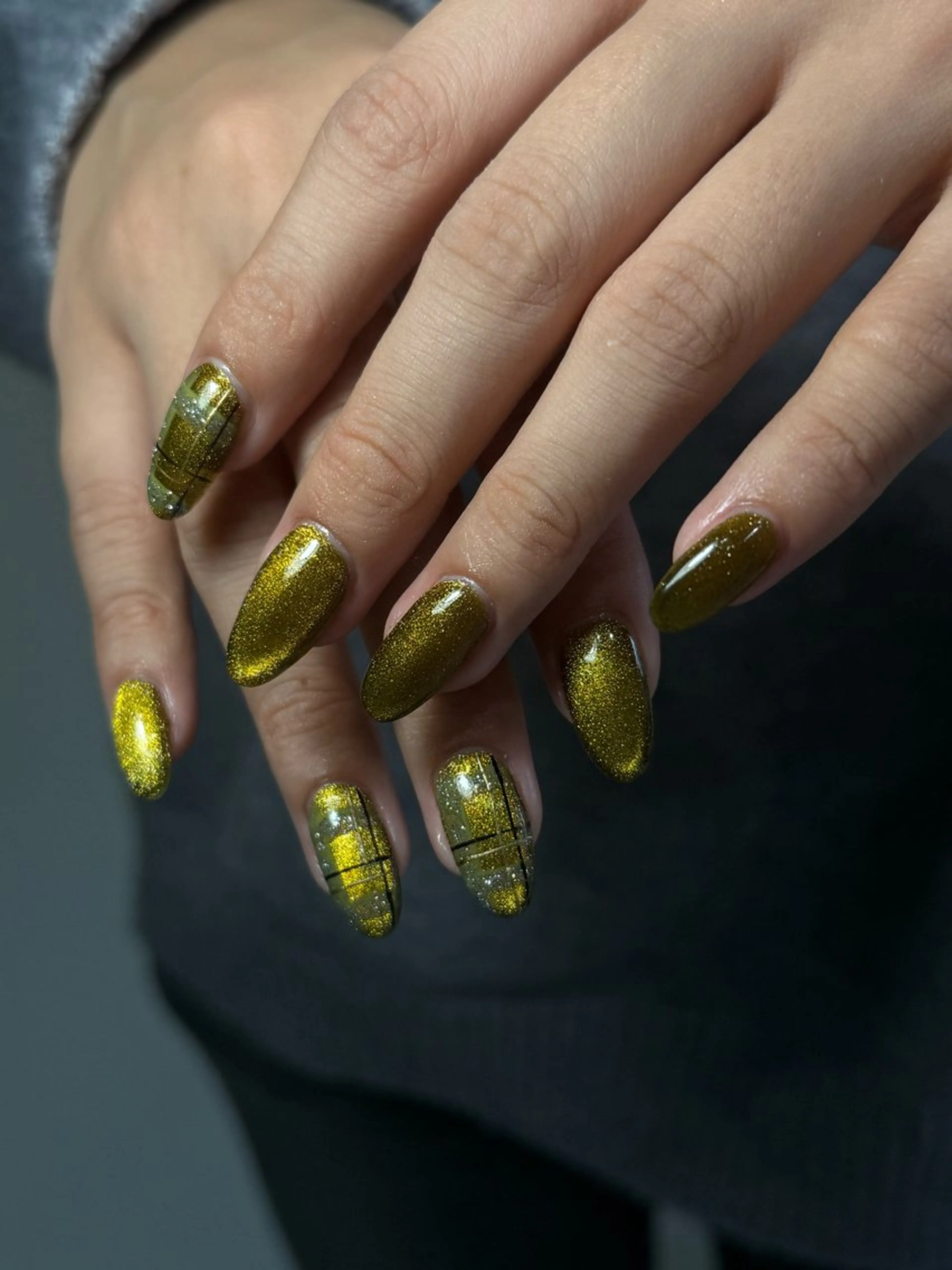 ネイル neouv所属・NEOUV_ mikuのネイルデザイン