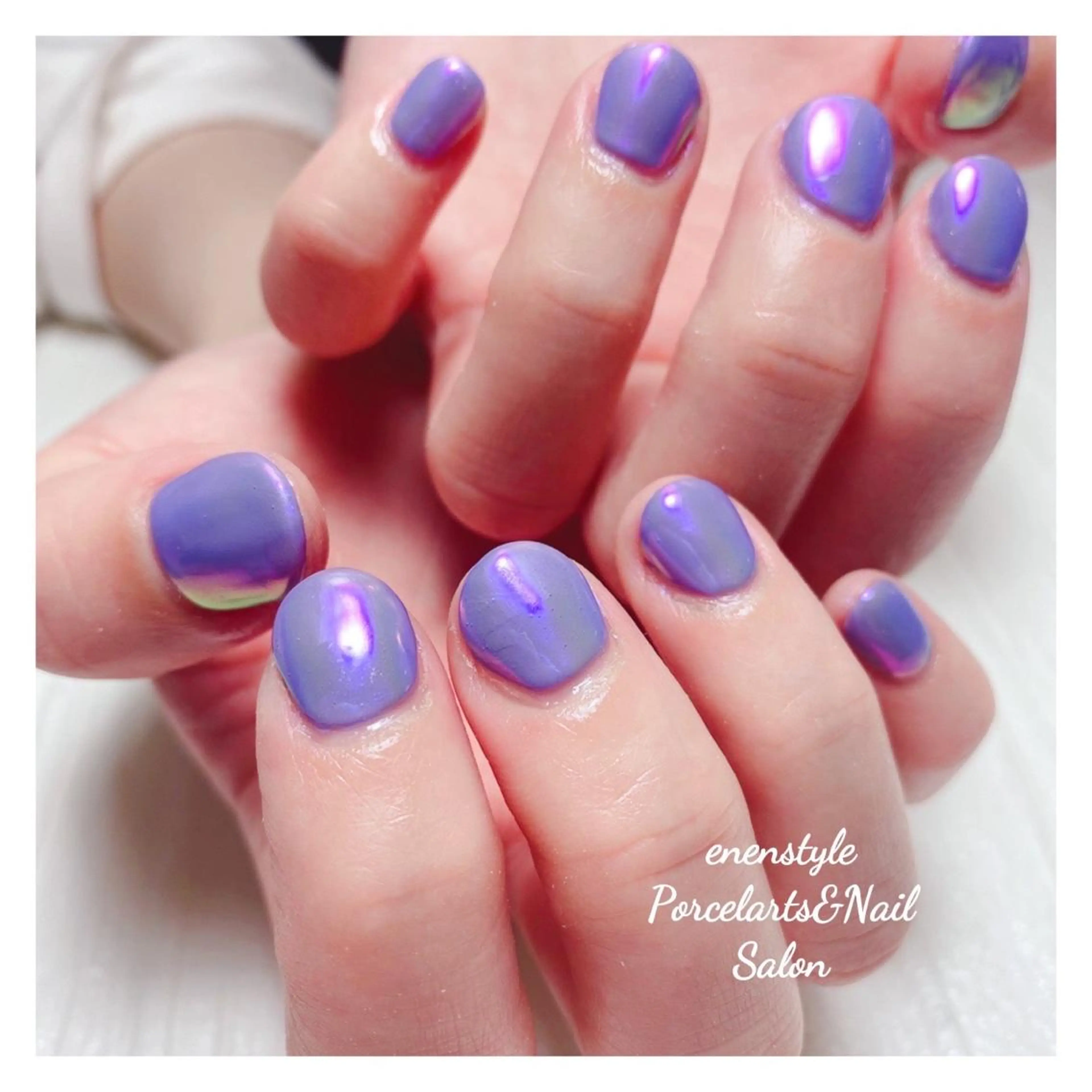 ショート ネイル 👑enen style👑のネイルデザイン