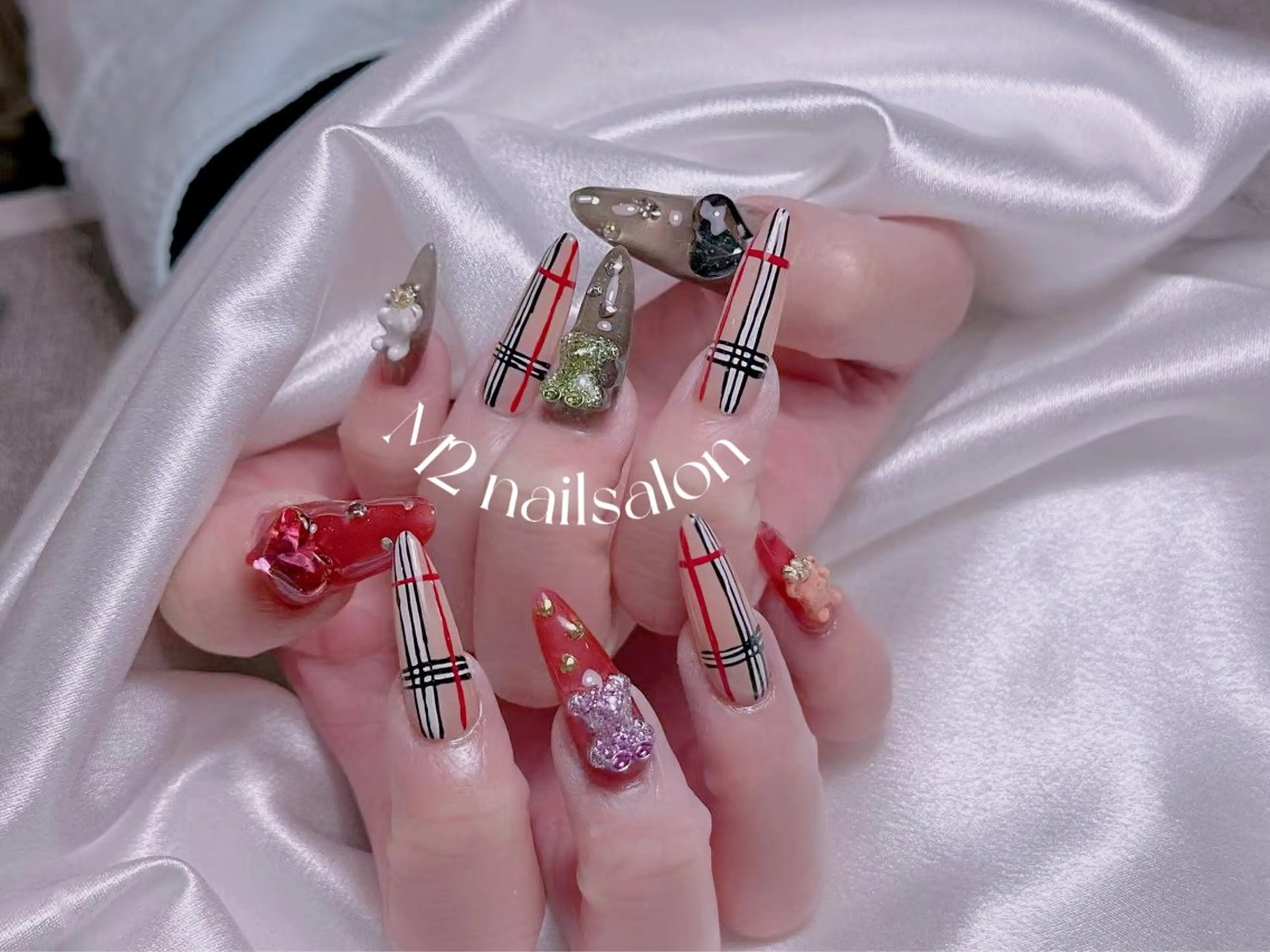 ネイル 長さだし専門店 M2　rikaのネイルデザイン