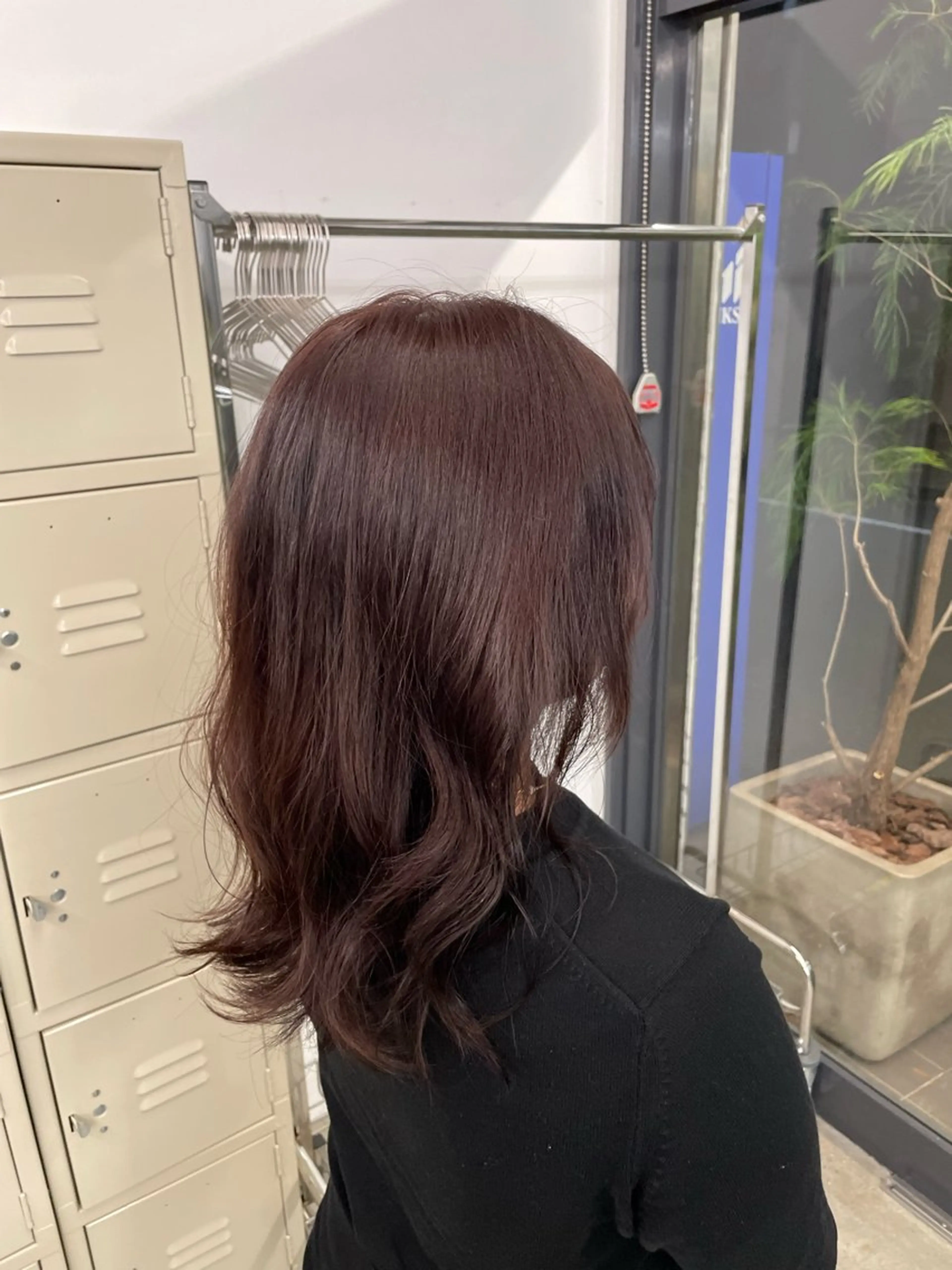 セミロング 【お洒落パーマ】 Elme　肥塚康汰郎のヘアスタイル