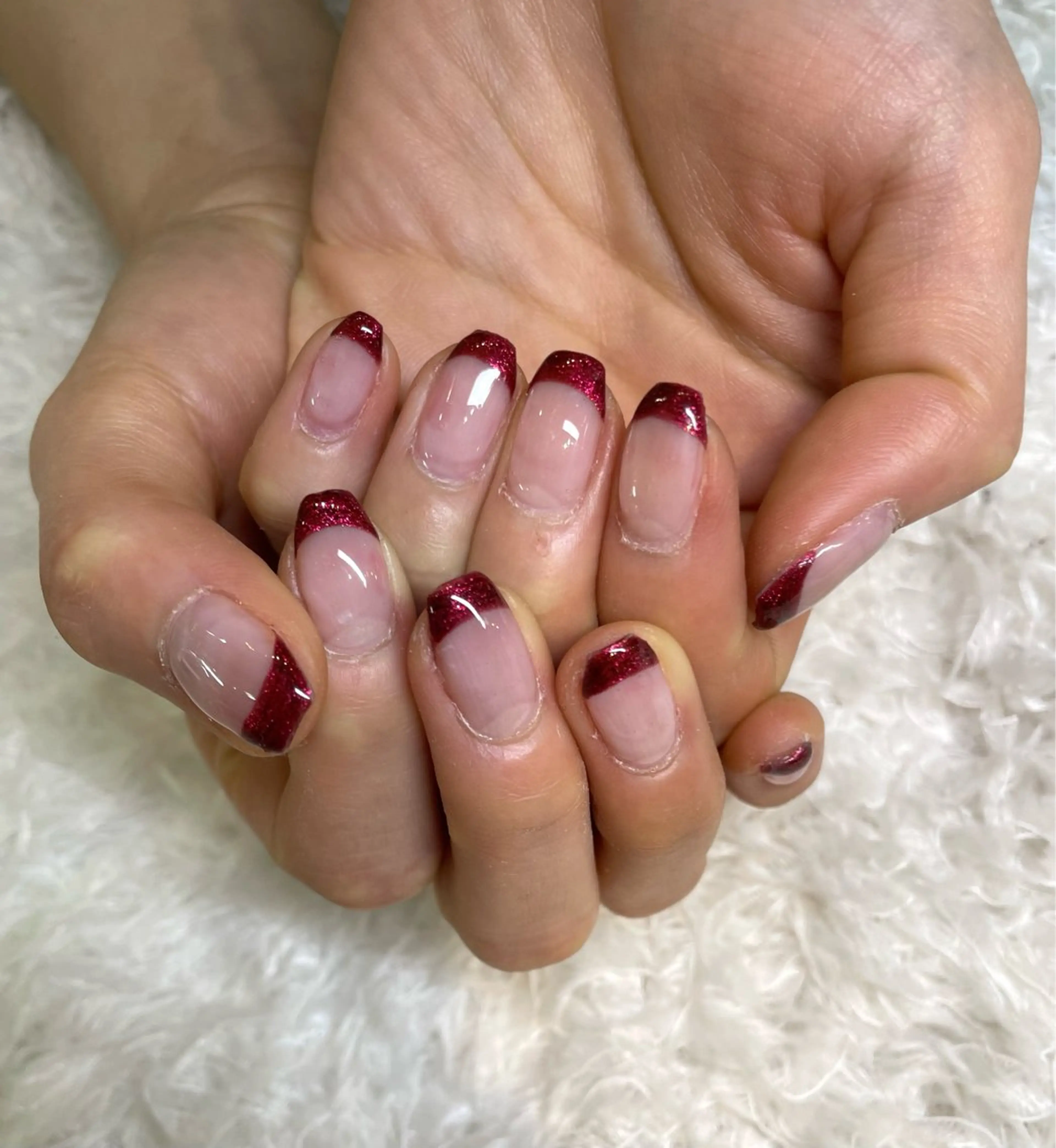 ネイル フレンチネイル キラキラネイル ハンドネイル 橋田 有里奈のネイルデザイン