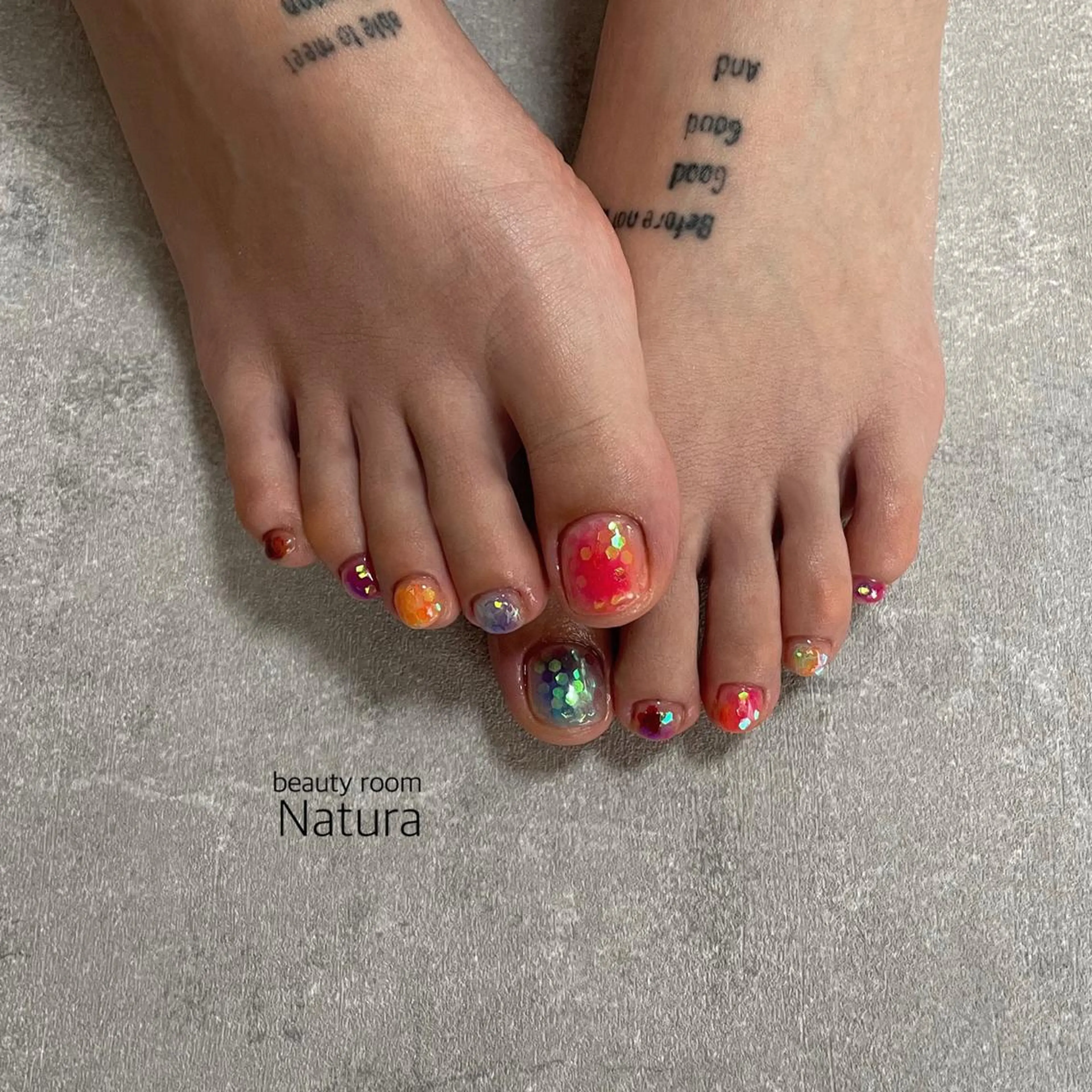 ネイル フットネイル beautyroom Naturaのネイルデザイン