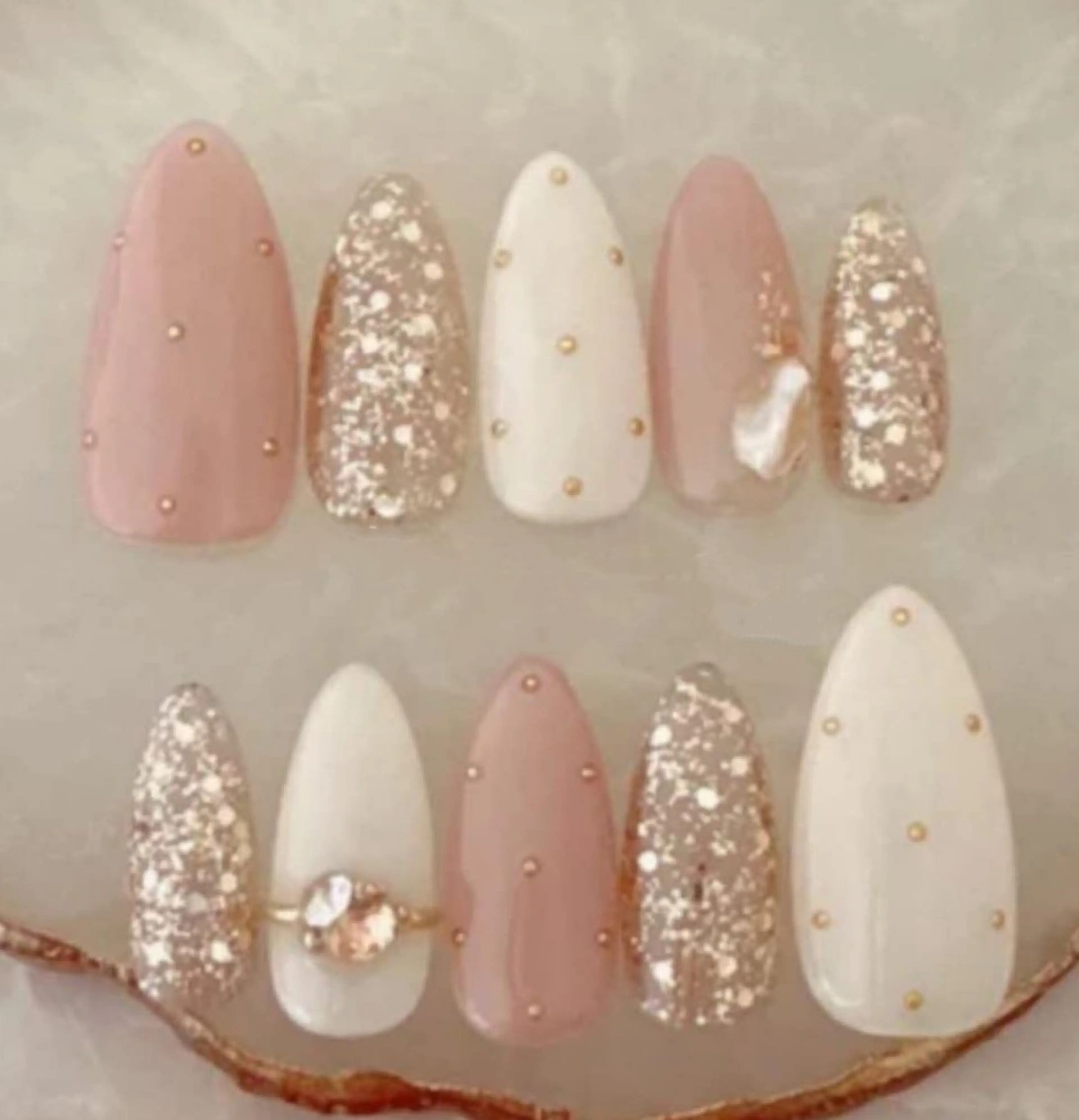 ネイル ハンドネイル E·U·B ネイル所属・横浜市中区曙町 E·U·Bネイルのネイルデザイン