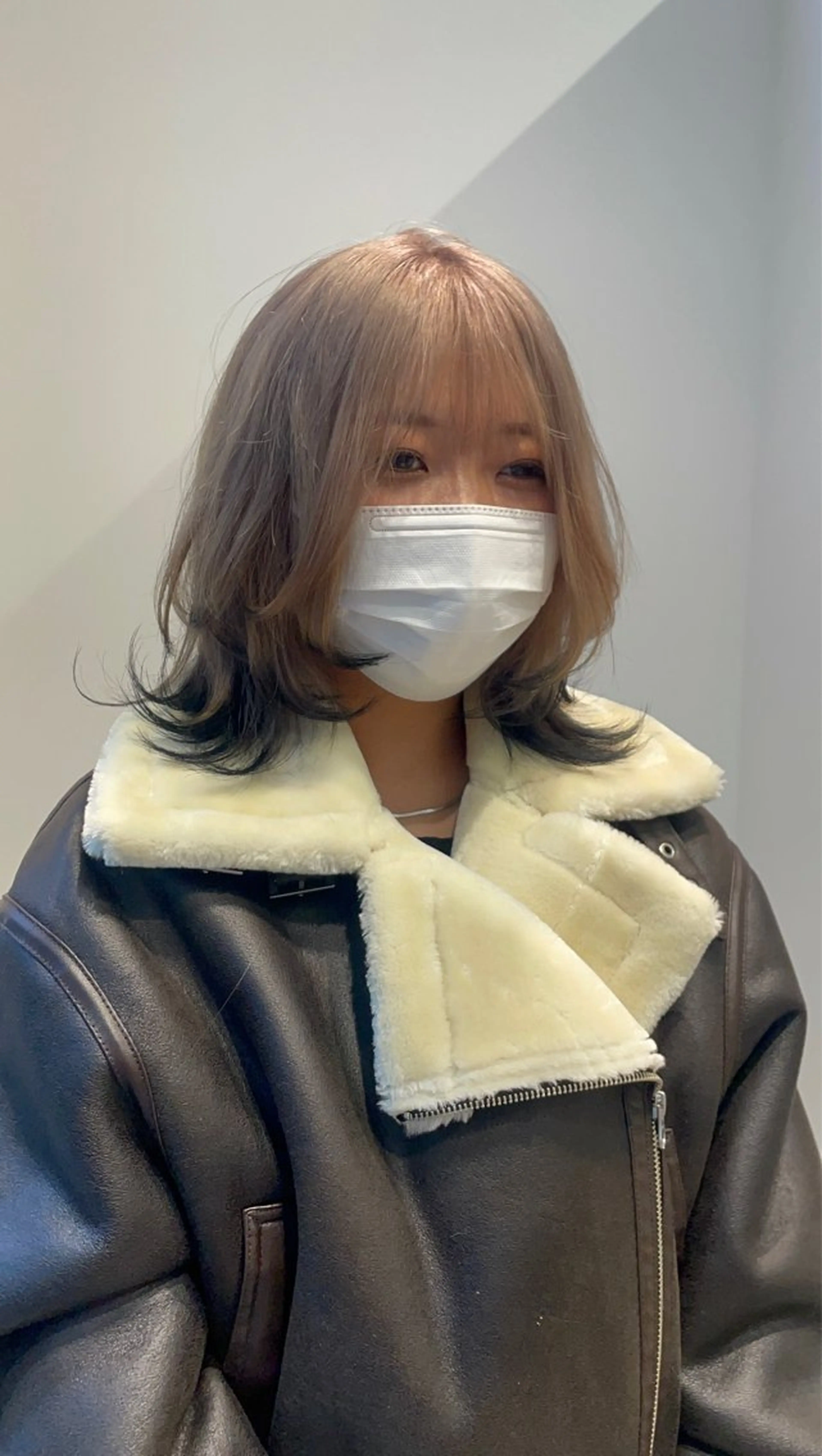 ミディアム カラー 🦋透明感カラー /ケアブリーチ🦋のヘアスタイル