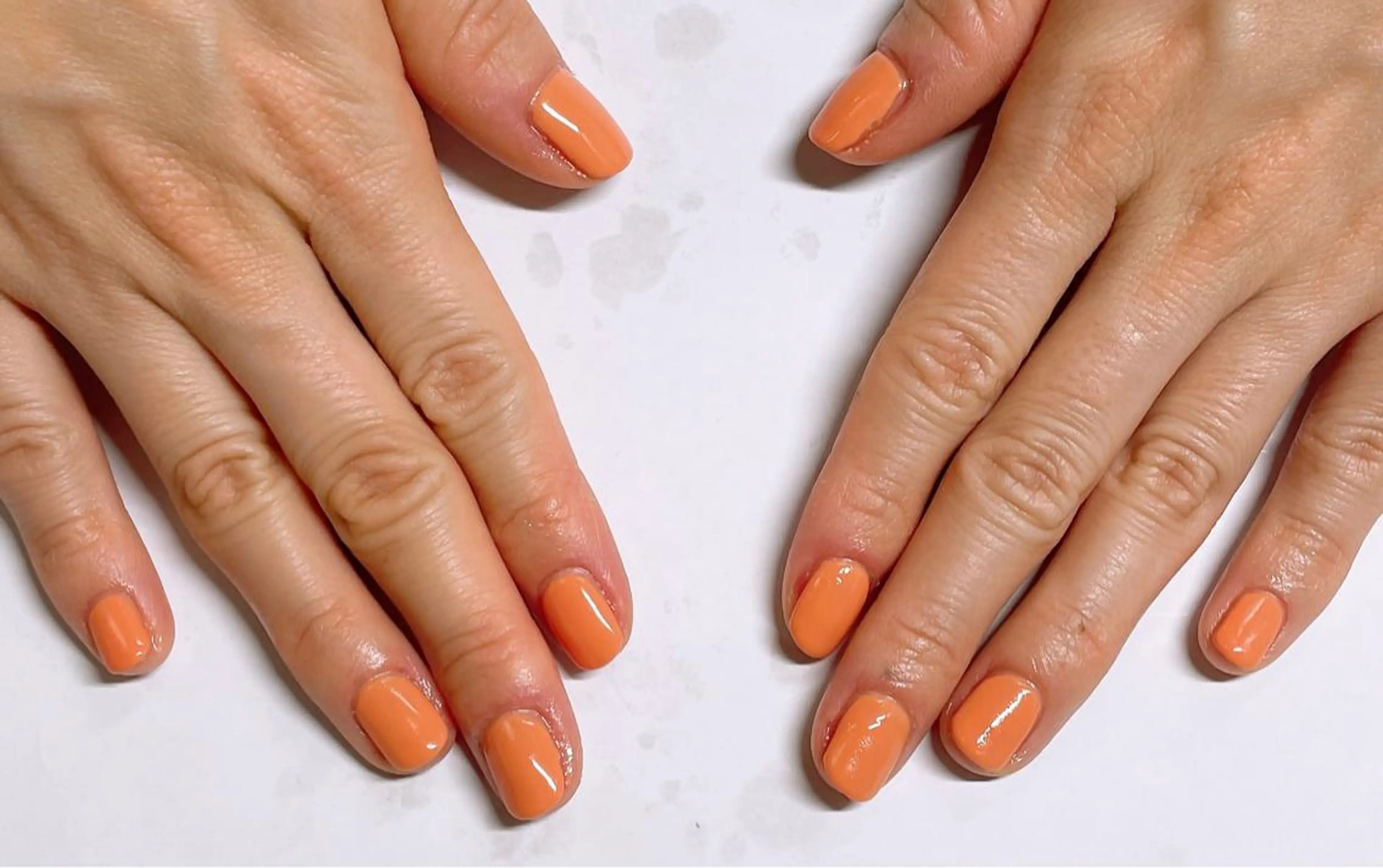 ネイル ハンドネイル VIERU 🌈🎀💖のネイルデザイン