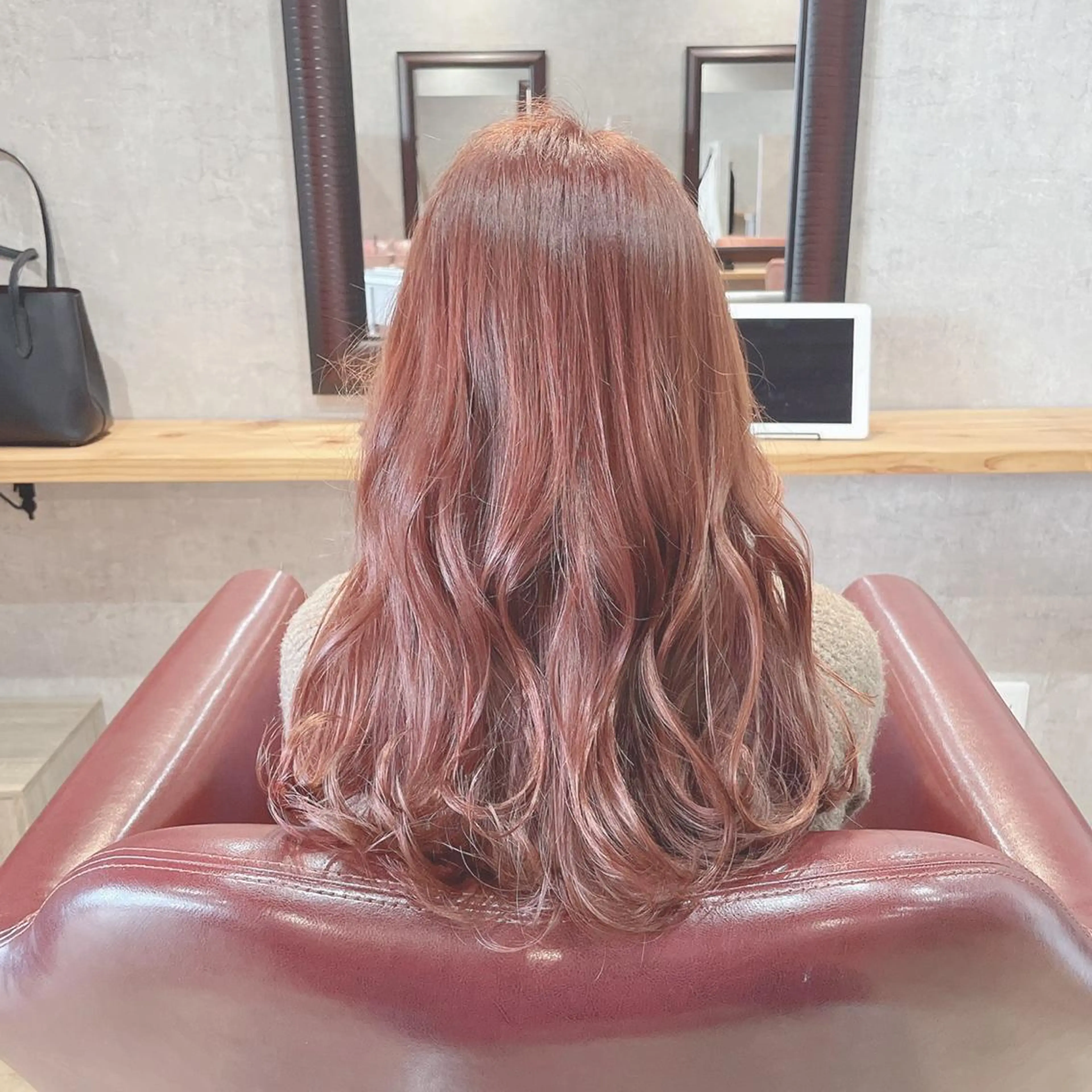 セミロング カラー ピンクカラー ヘアカラー M.arc 【マーキ】のヘアスタイル