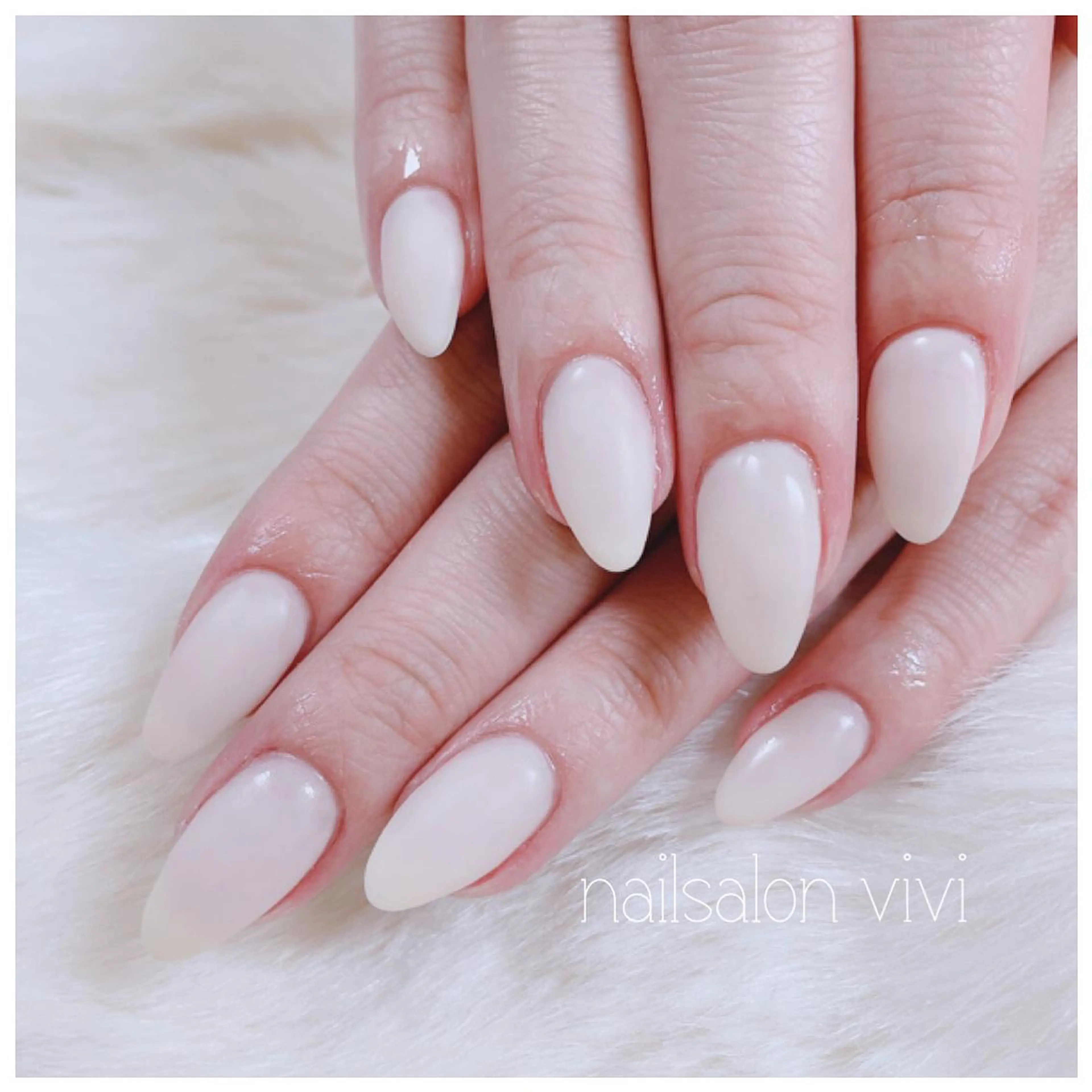 ネイル ＶＩＶＩ nailsalonのネイルデザイン