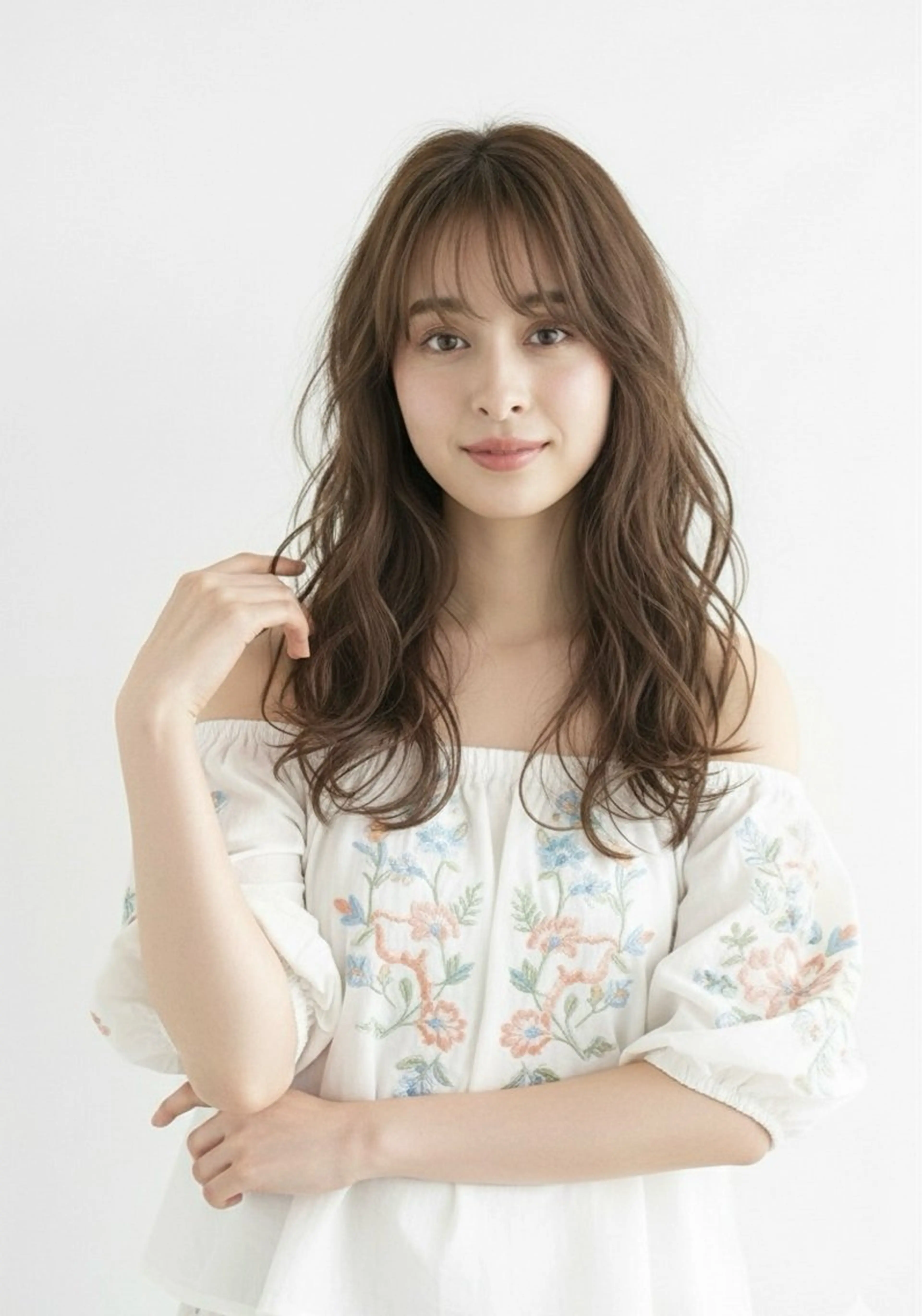 セミロング カラー アディクシーカラー ベージュカラー ブリーチ 透明感カラー ブリーチなしカラー カット ヘアカラー トリートメント SALOWIN(サロウィン)広島並木通り所属・田村和範/似合わせ カラー/髪質改善のヘアスタイル