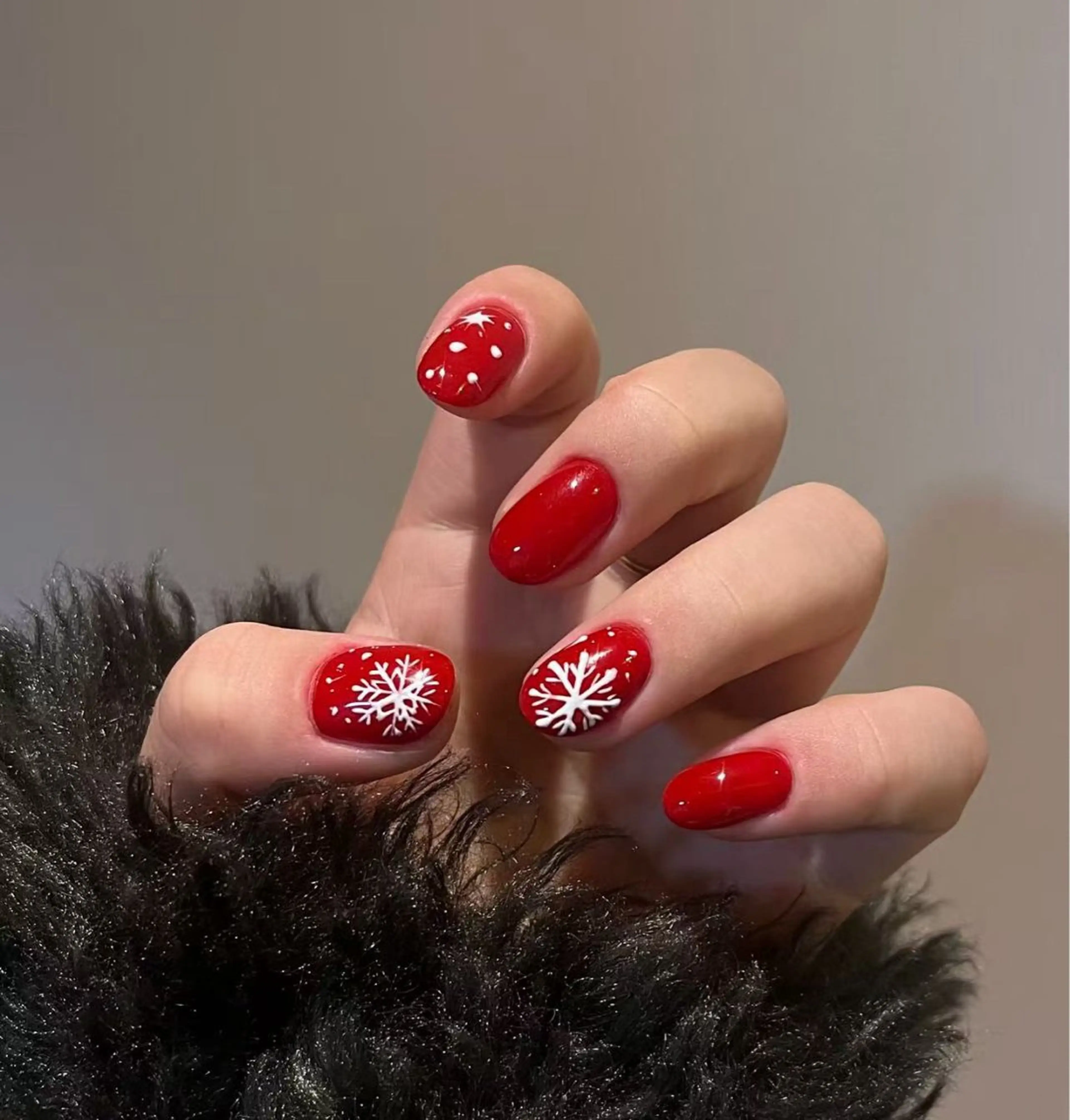 定額ネイル💅メニュー写真デザイン★🌸人気💕 冬限定の雪花ネイルの写真