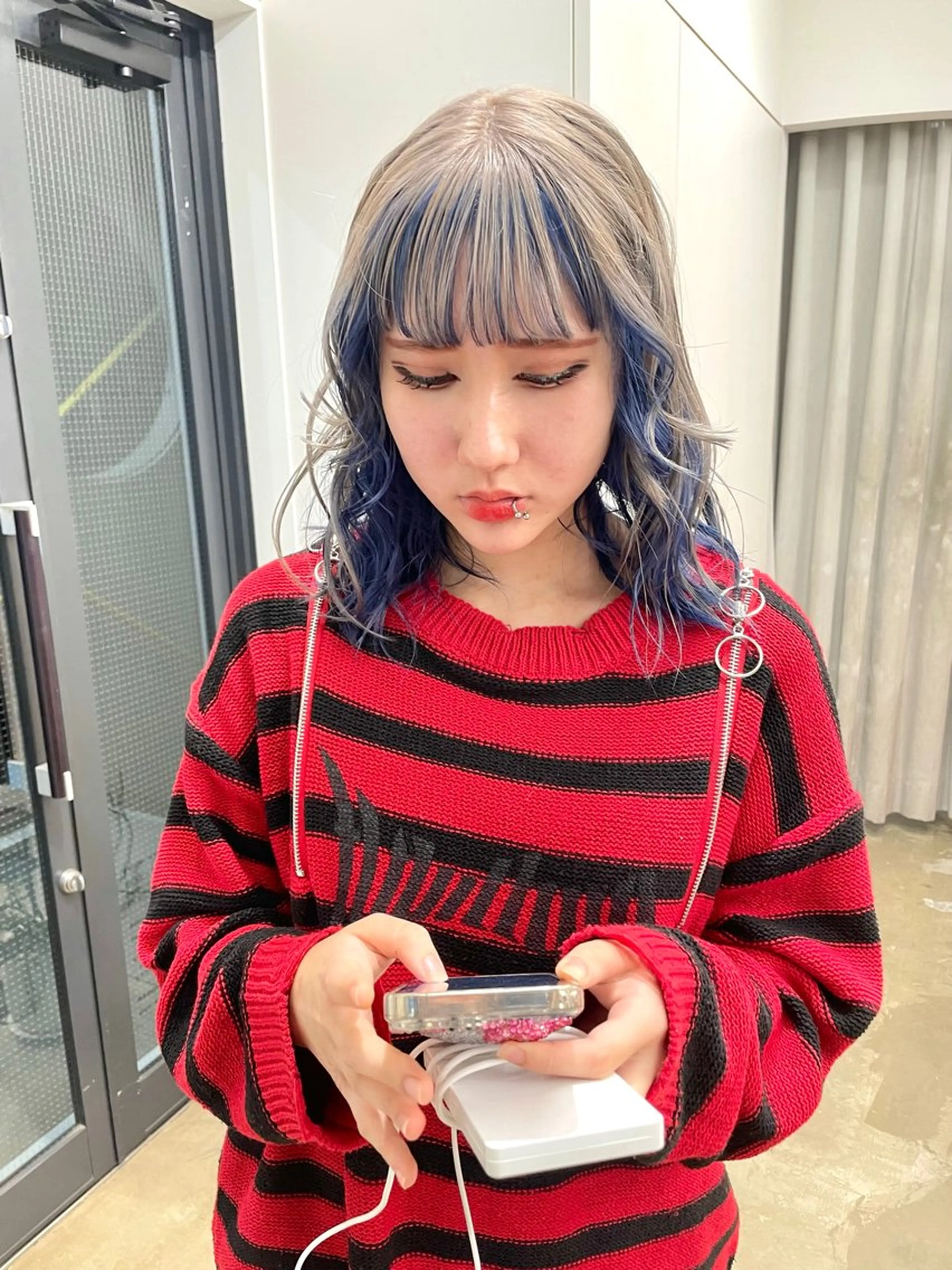 ミディアム カラー pole所属・【pole】 minaのヘアスタイル