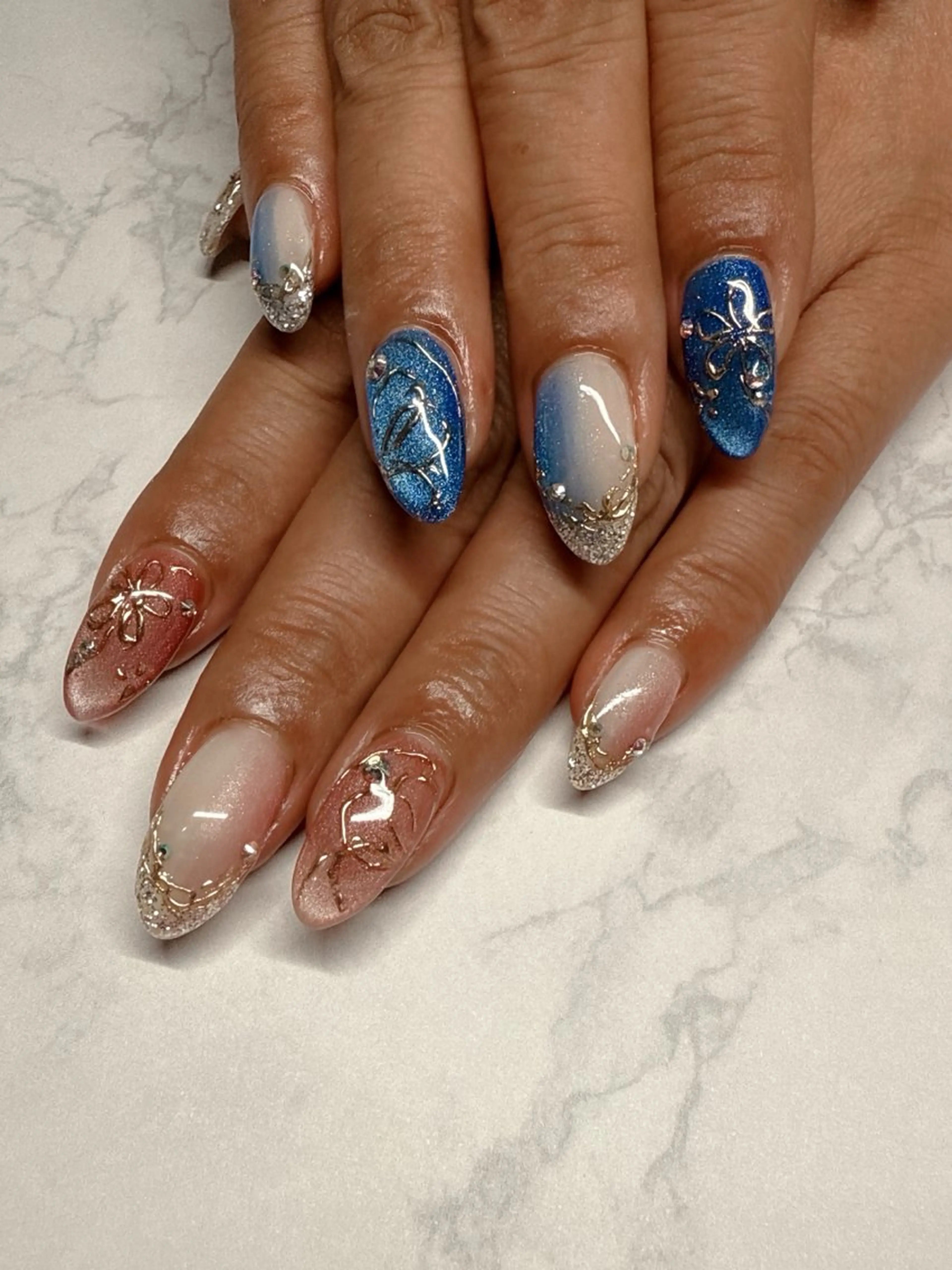 ネイル アートネイル マグネットネイル ミラーネイル ハンドネイル nailist SATO【銀座】のネイルデザイン