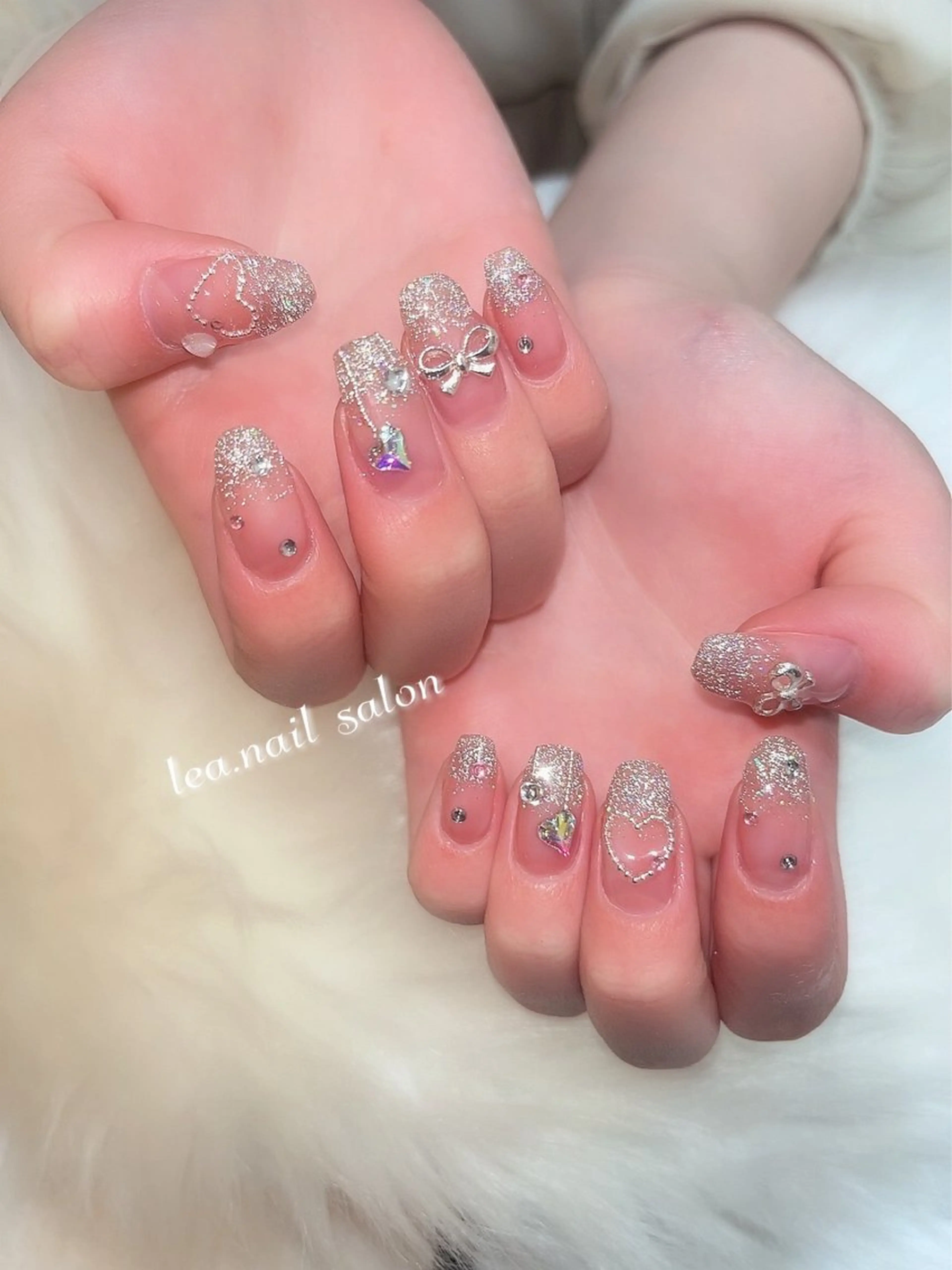 ネイル Lea.nail salon所属・大波 万桜のネイルデザイン
