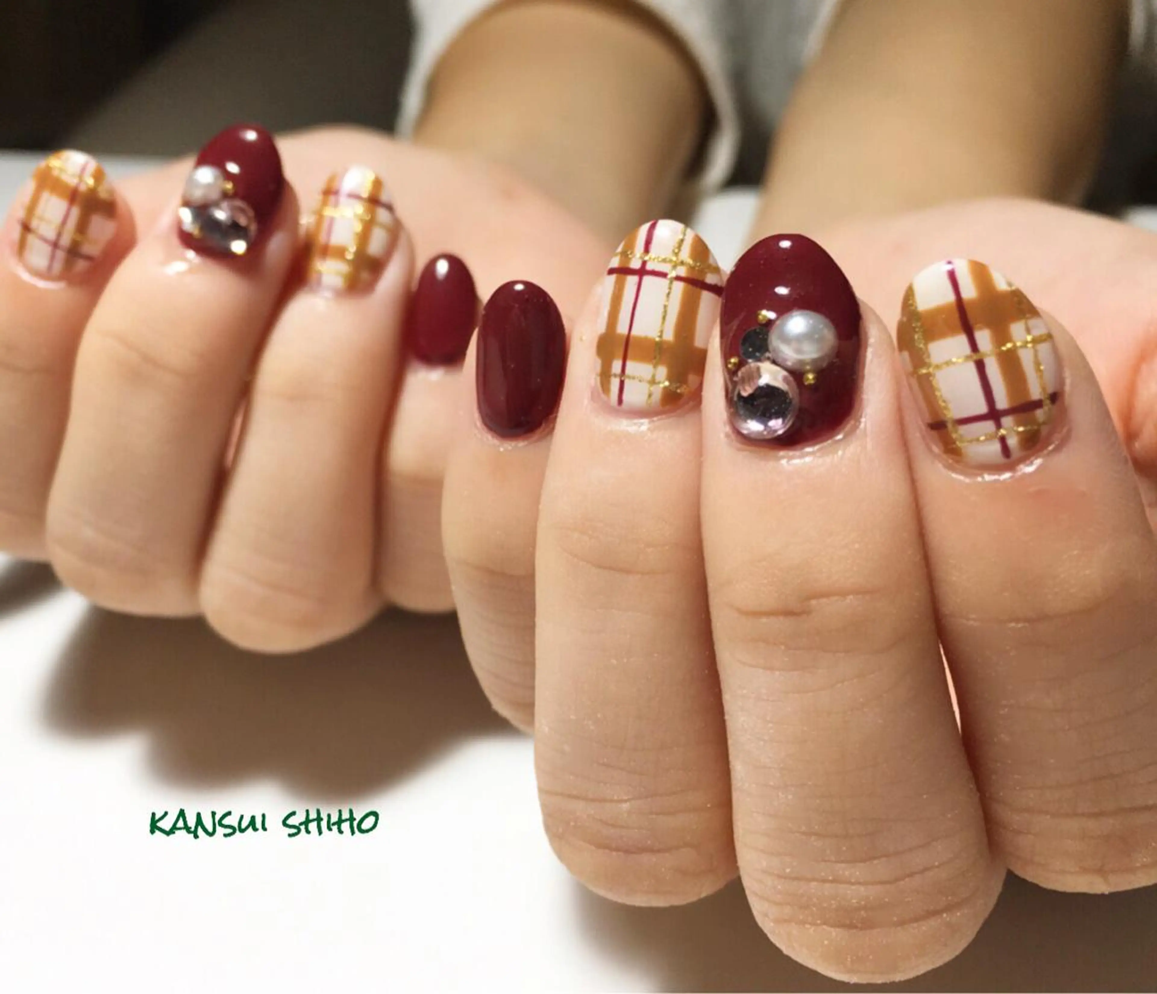 ネイル Elio所属・Elio 国泰寺のネイルデザイン
